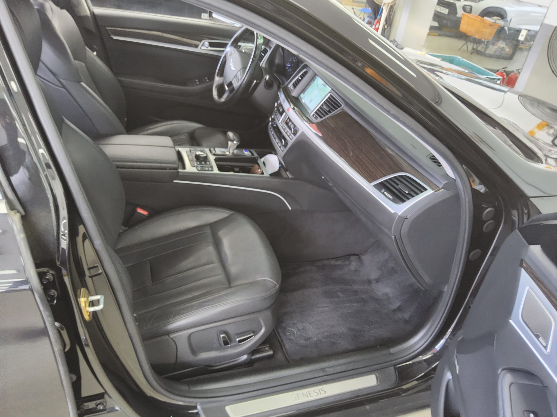 2018 - genesis g80