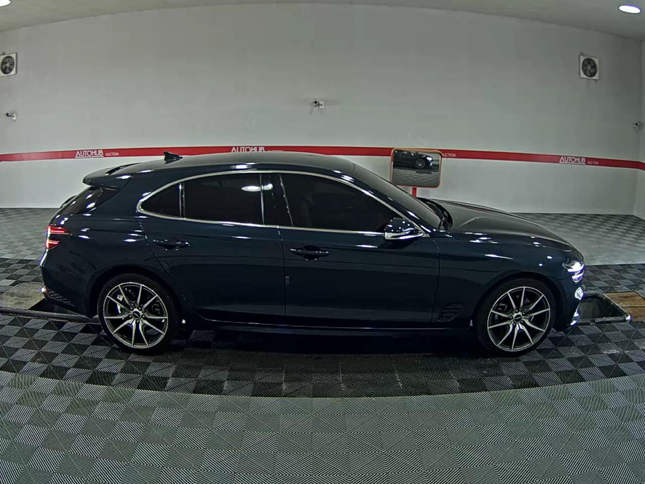 2023 - genesis g70