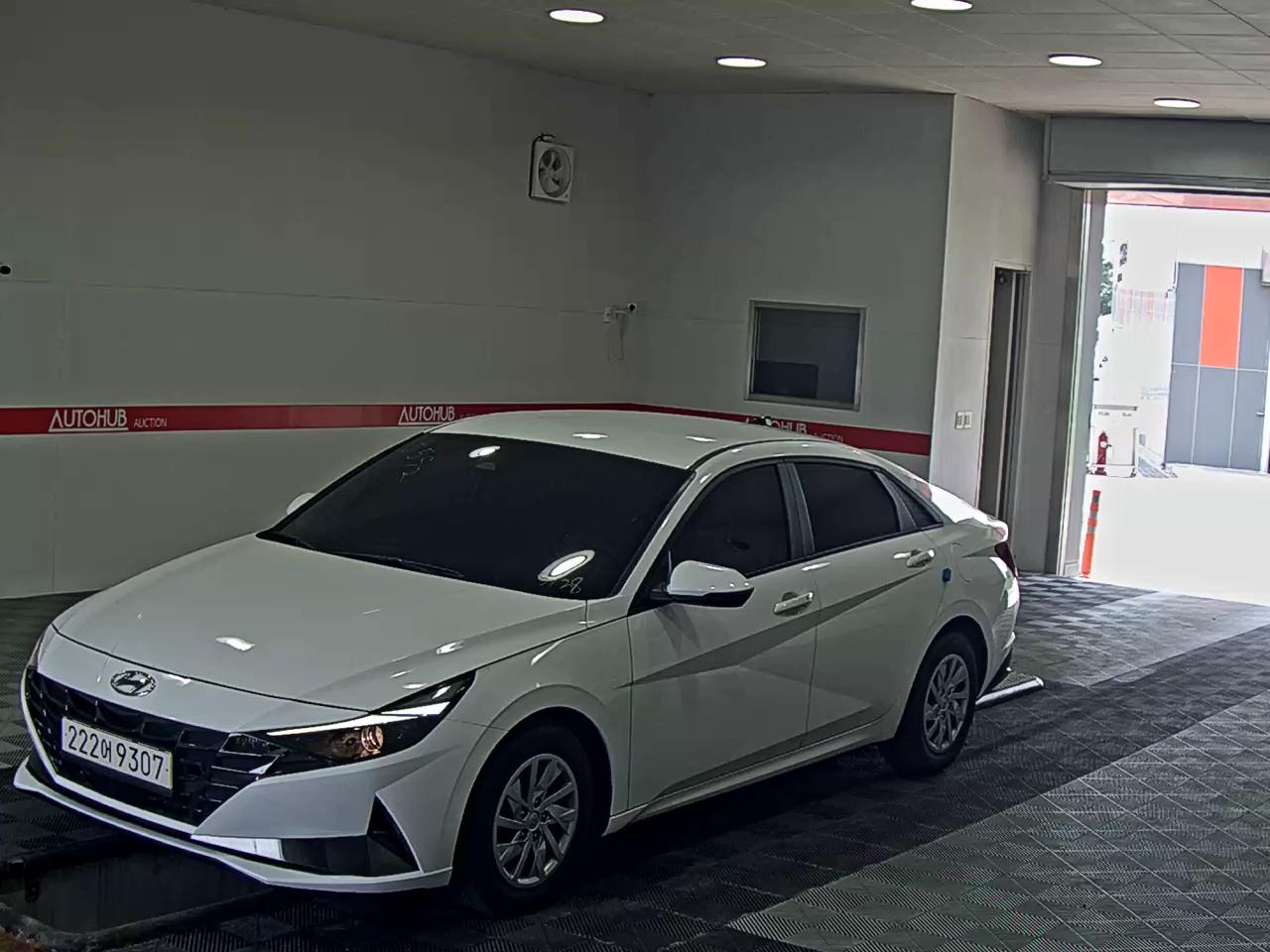2021 - hyundai avante