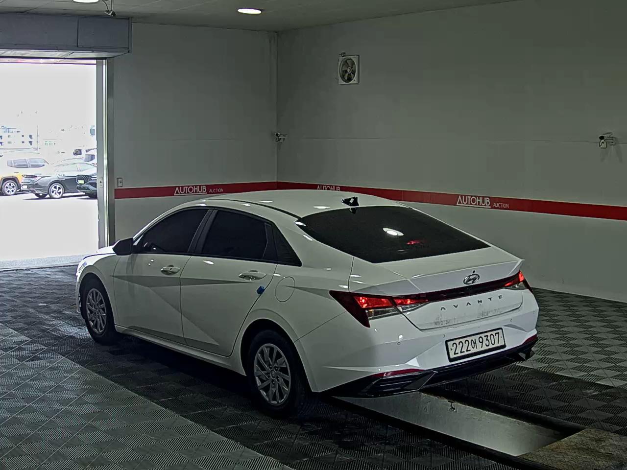 2021 - hyundai avante