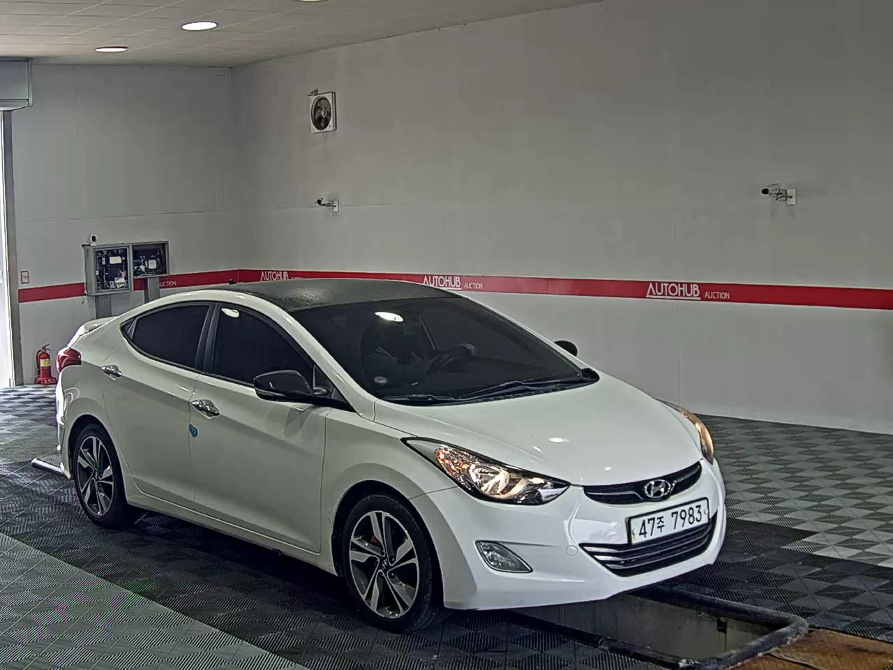 2012 - hyundai avante