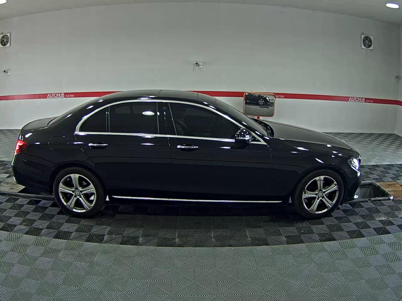 2017 - mercedes-benz e200