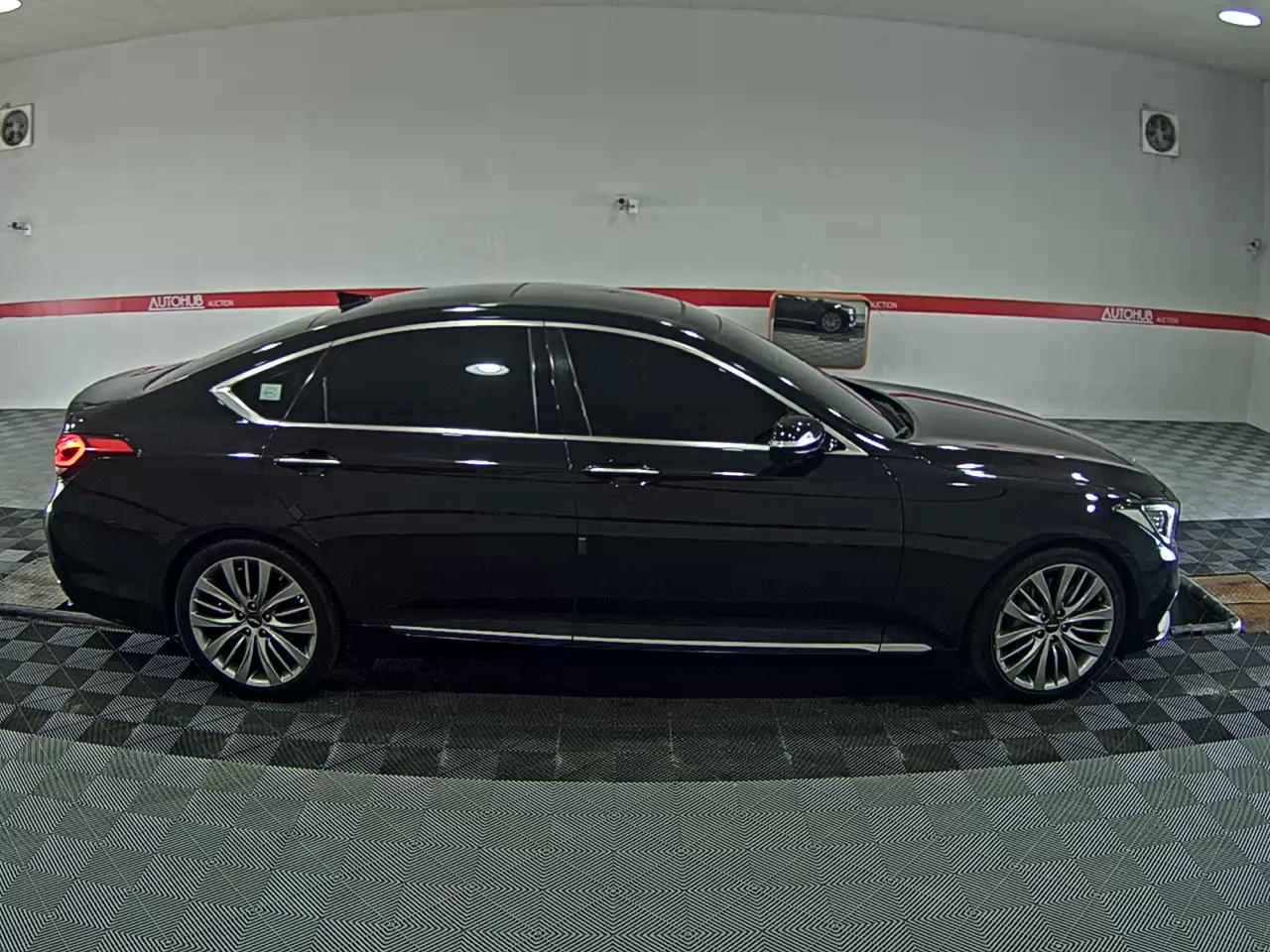 2018 - genesis g80