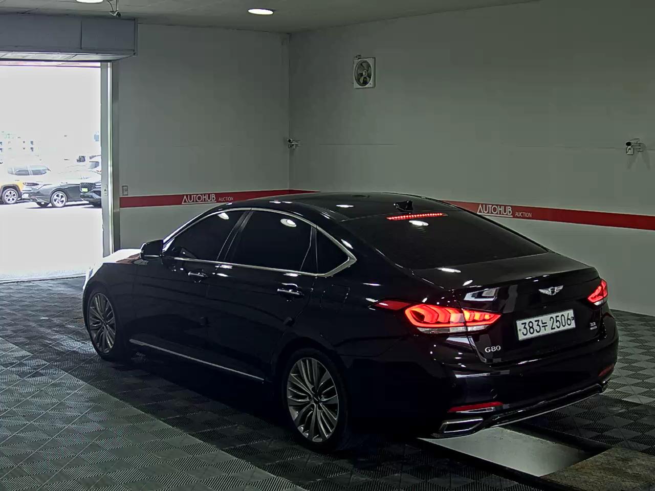 2018 - genesis g80