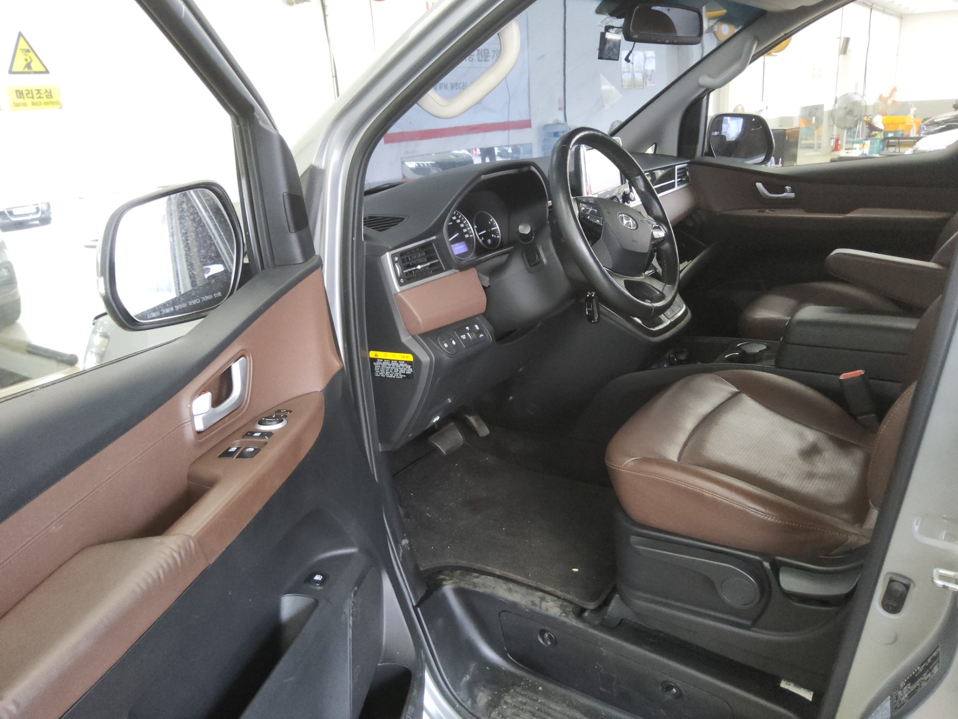 2019 - hyundai grand starex