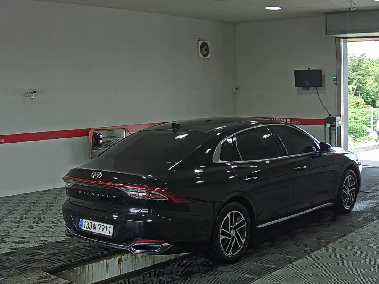 2022 - hyundai grandeur