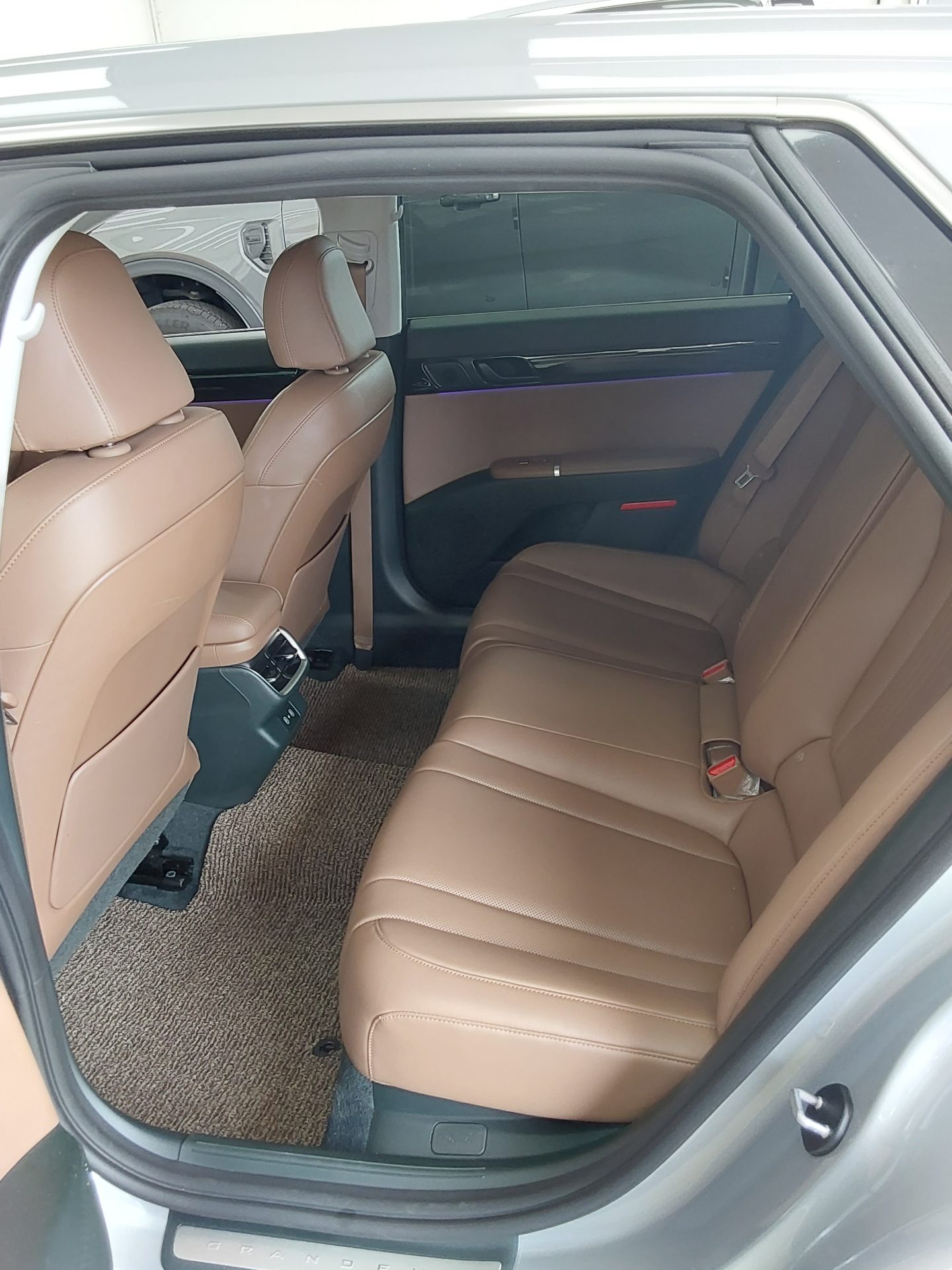 2023 - hyundai grandeur