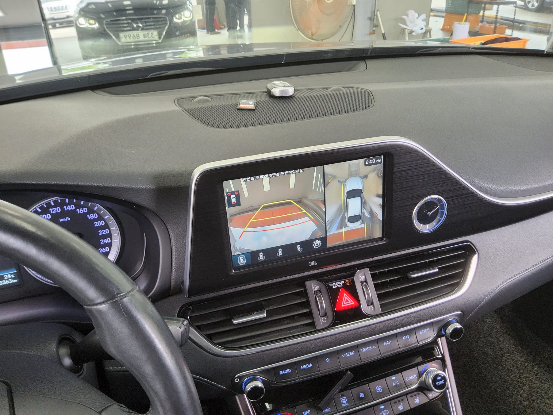 2018 - hyundai grandeur