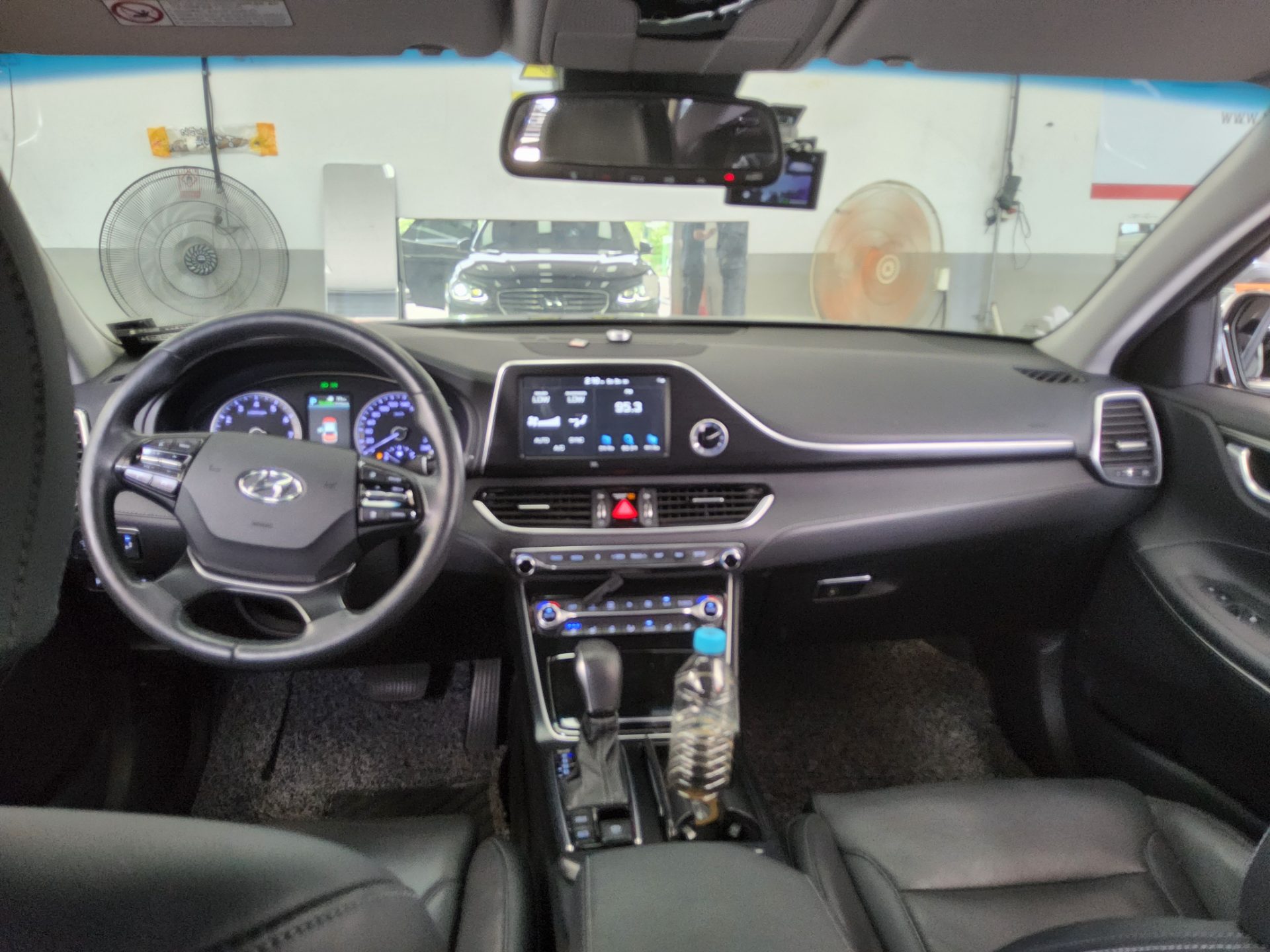 2018 - hyundai grandeur