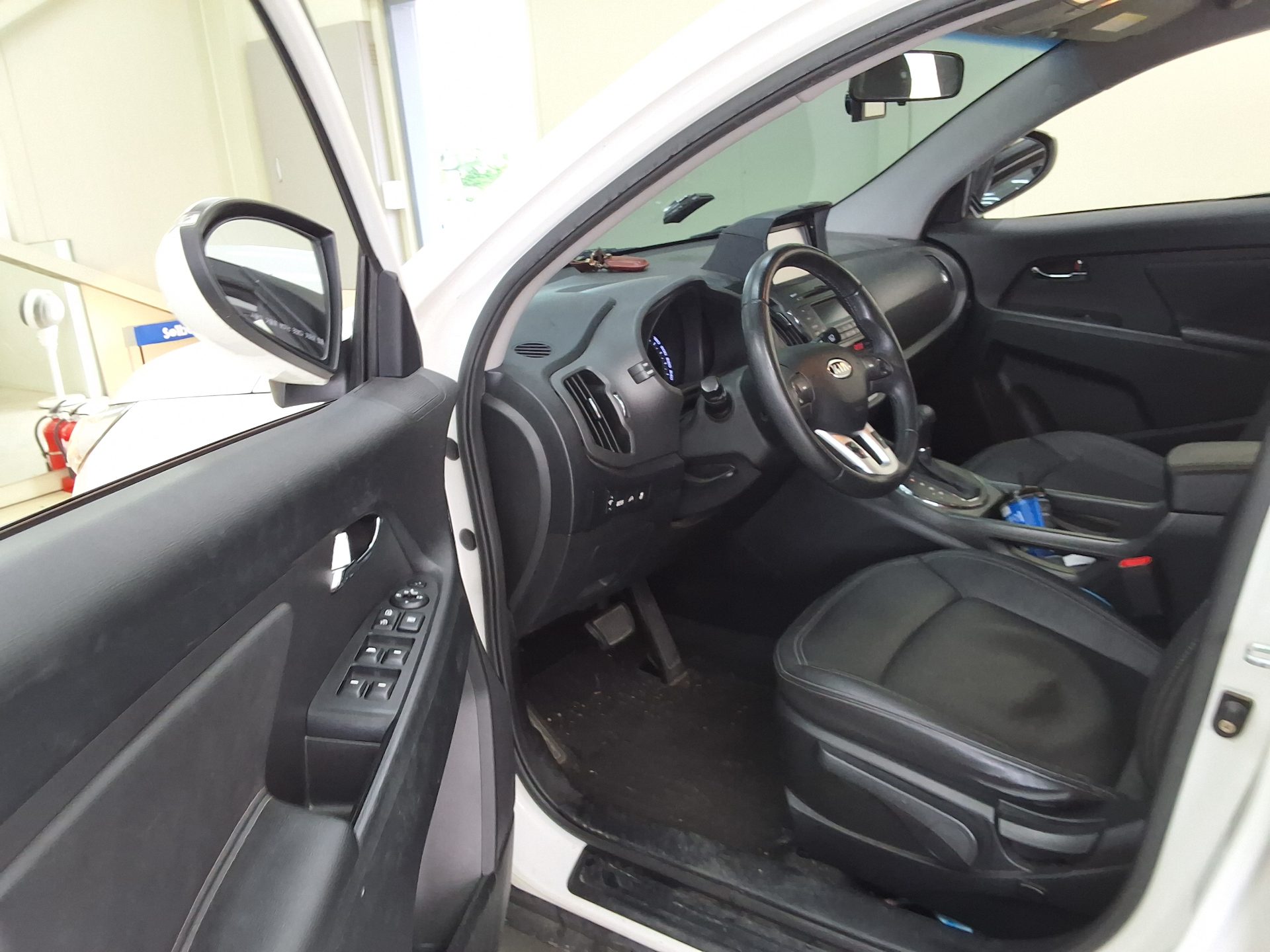 2011 - kia sportage