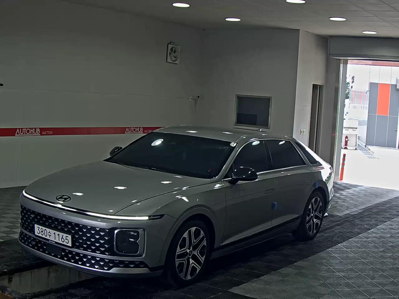 HYUNDAI GRANDEUR LPi