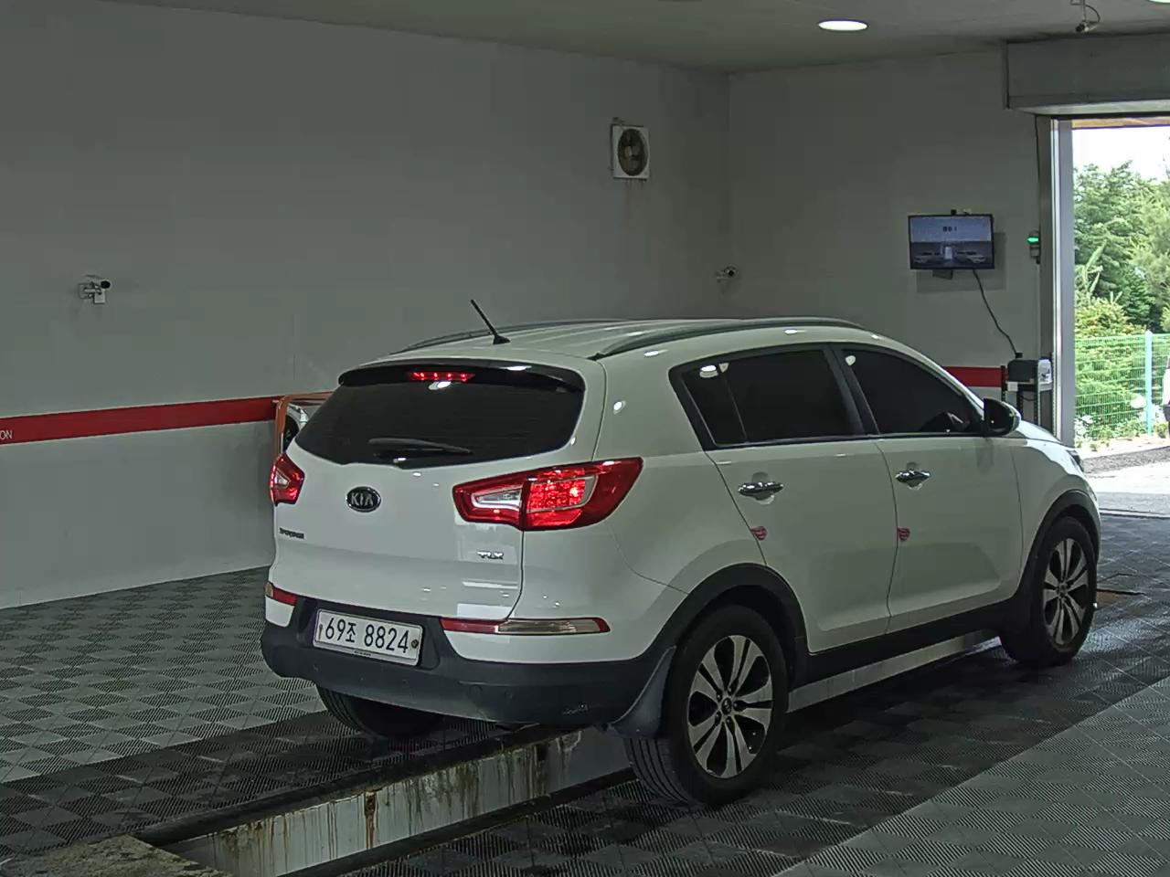 2011 - kia sportage