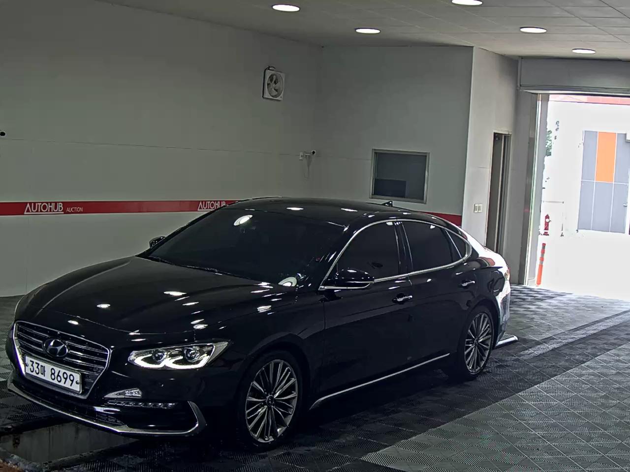 HYUNDAI GRANDEUR GDi