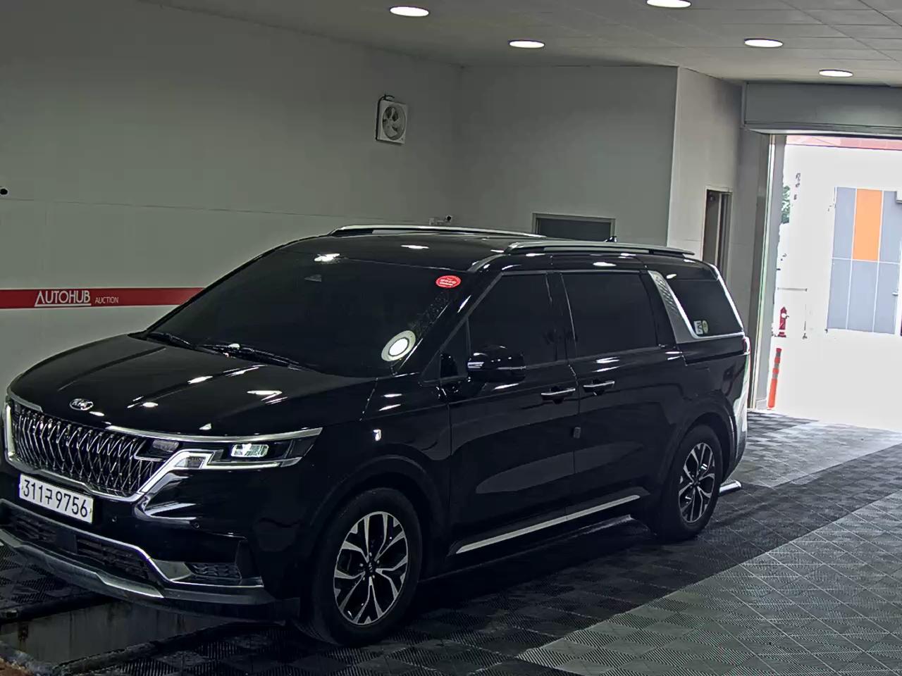 2021 - kia carnival