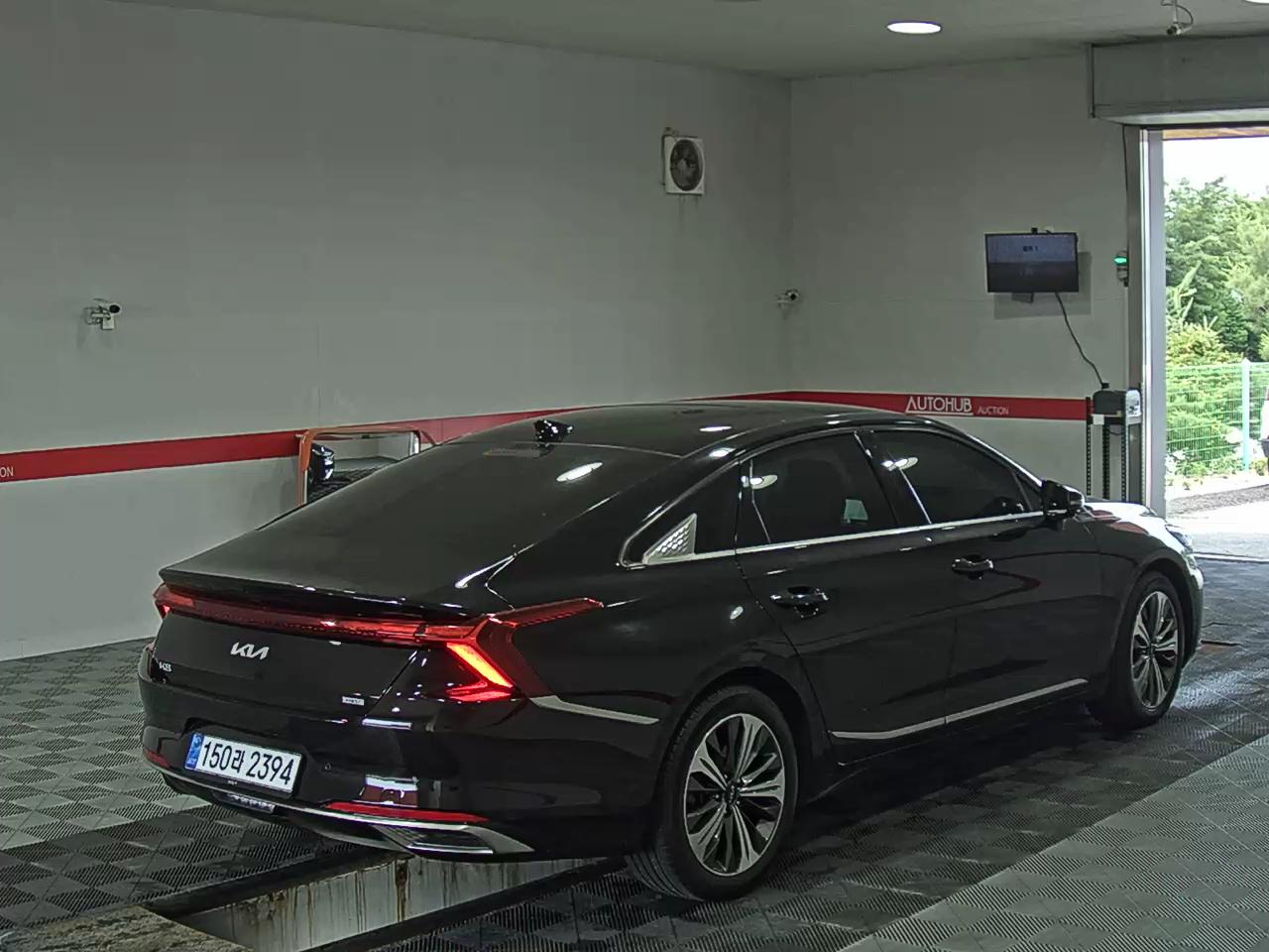 2023 - kia k8