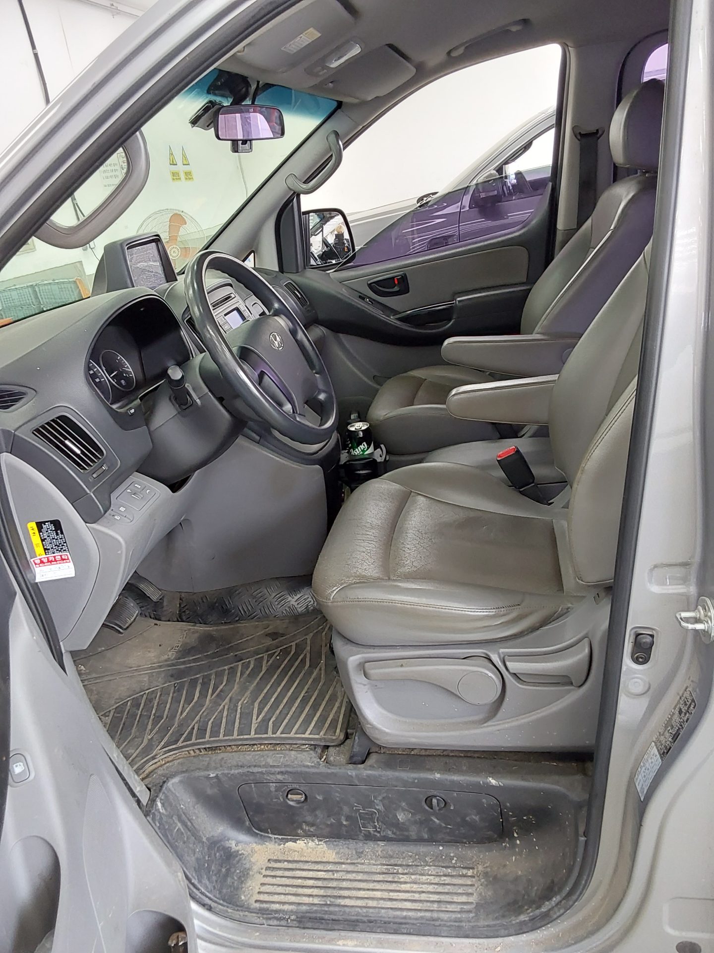 2017 - hyundai grand starex