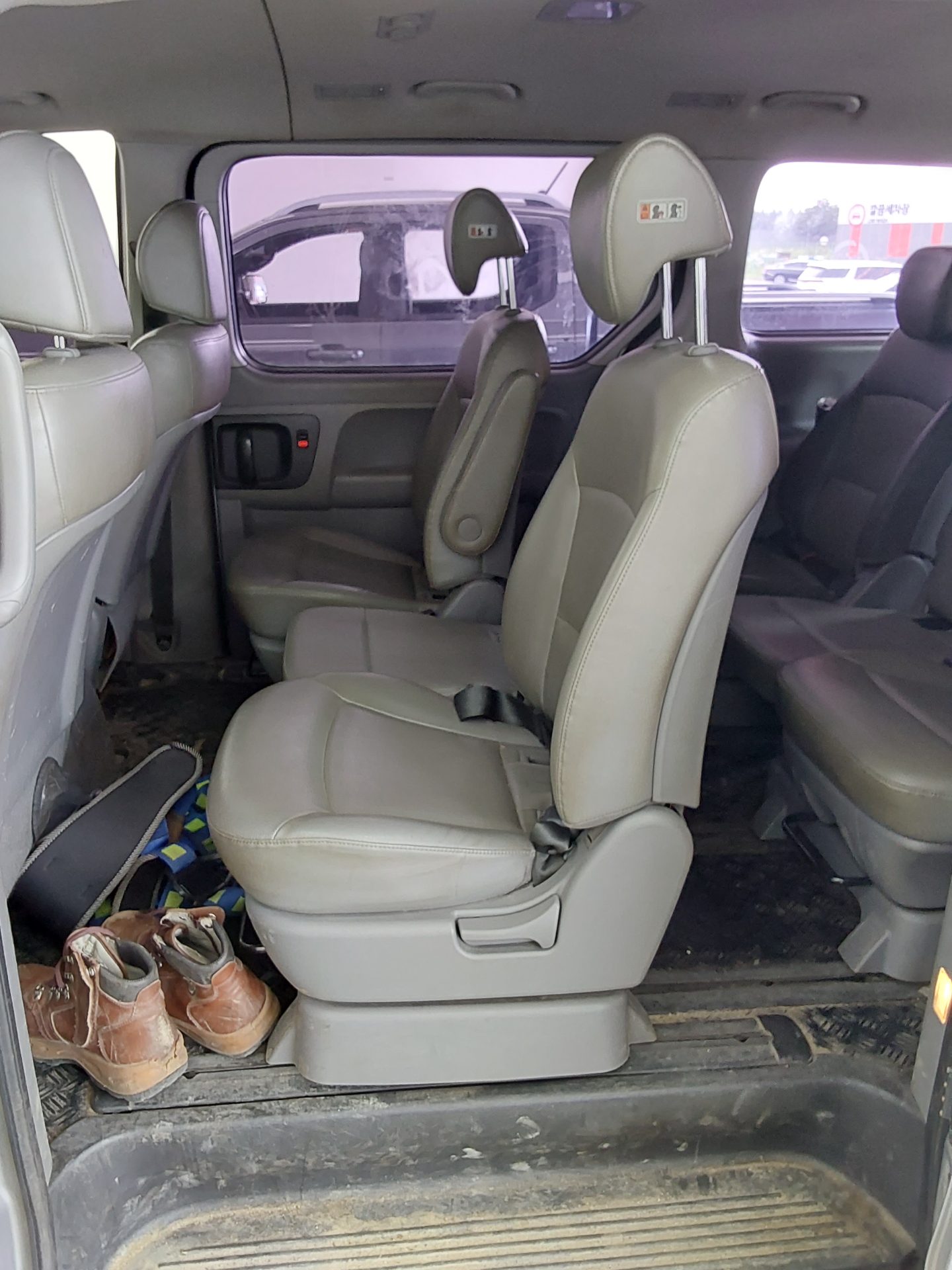 2017 - hyundai grand starex