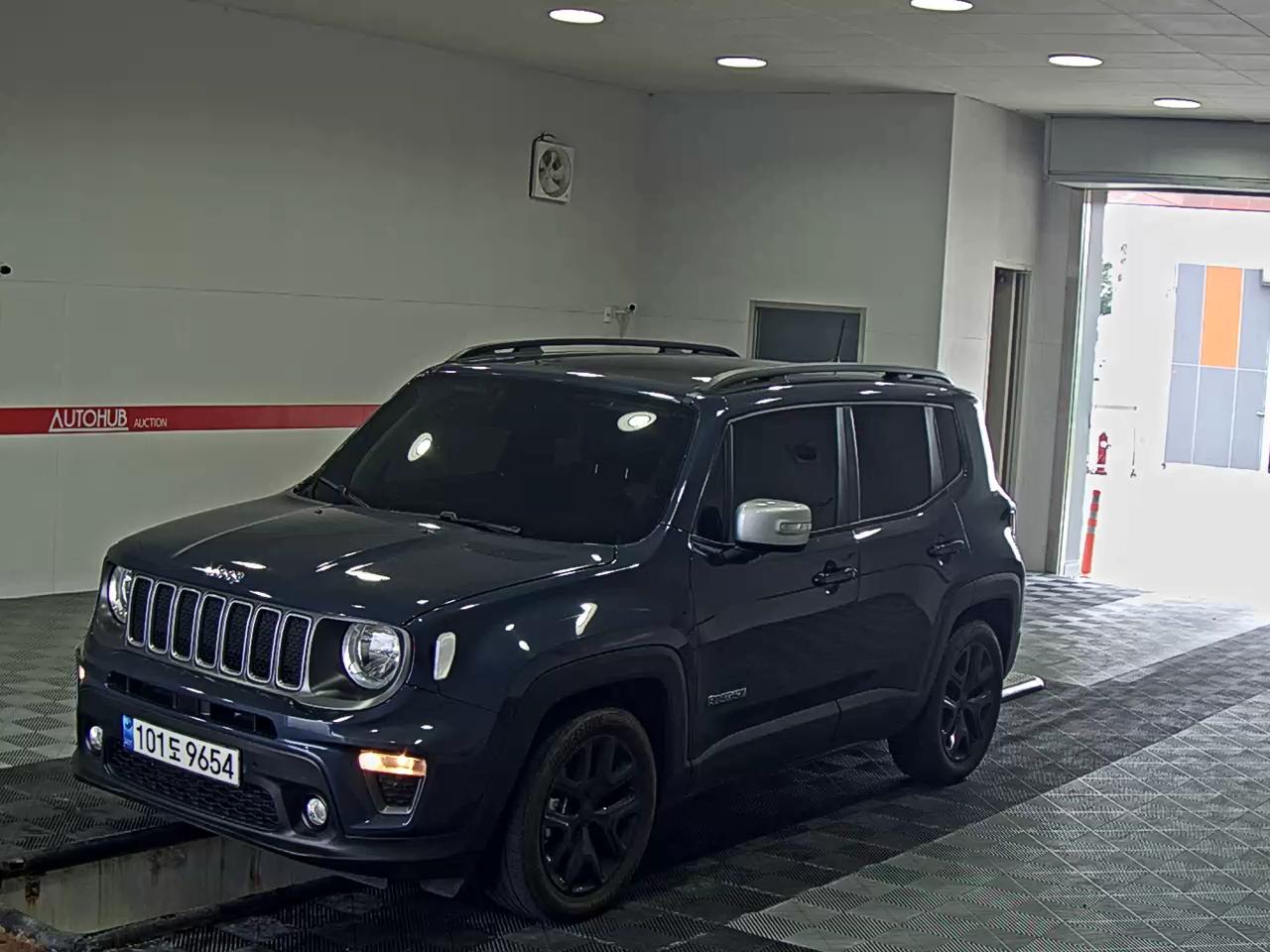 2022 - jeep renegade