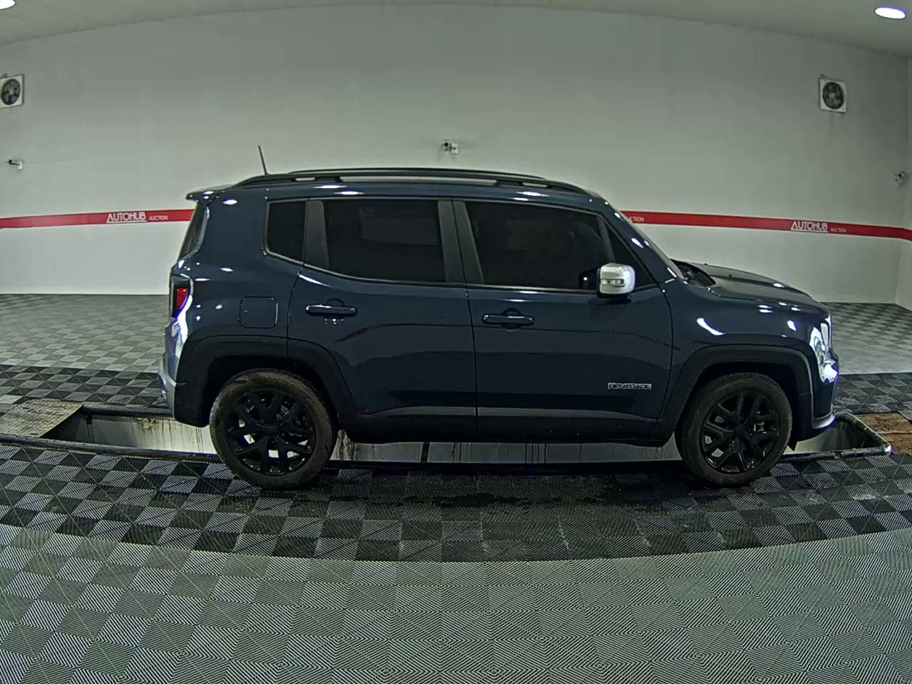 2022 - jeep renegade