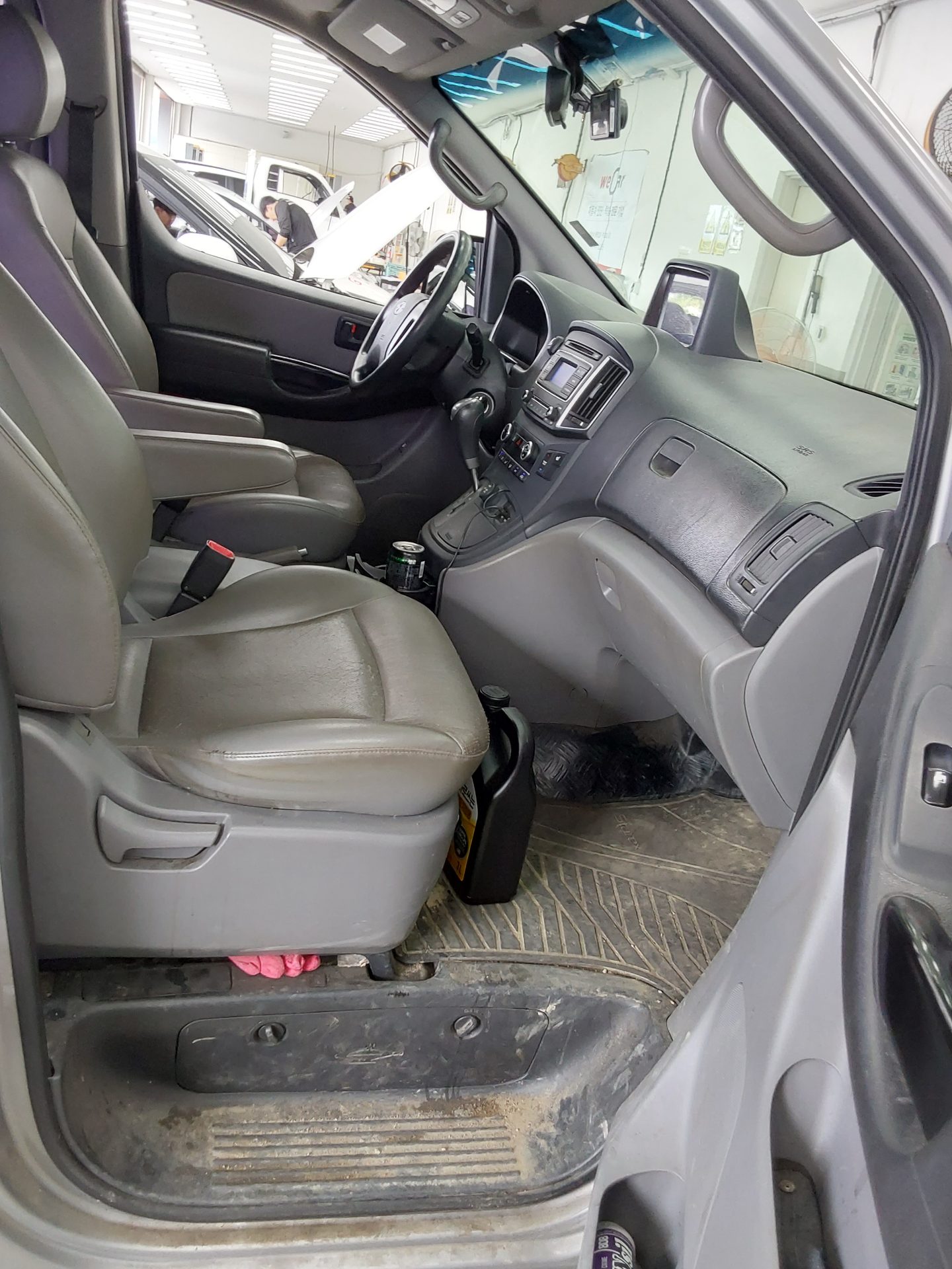 2017 - hyundai grand starex