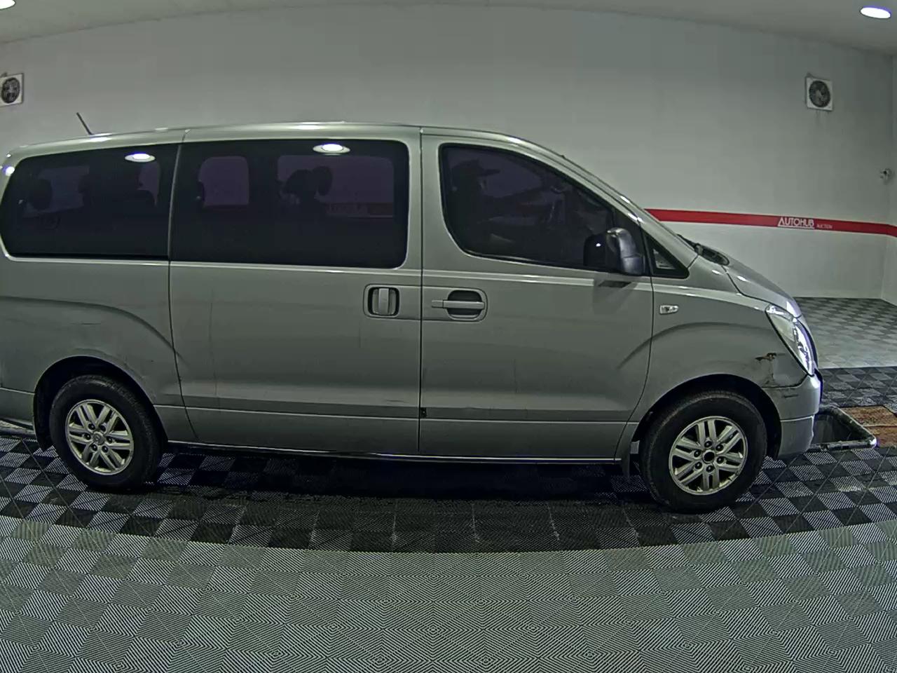 2017 - hyundai grand starex