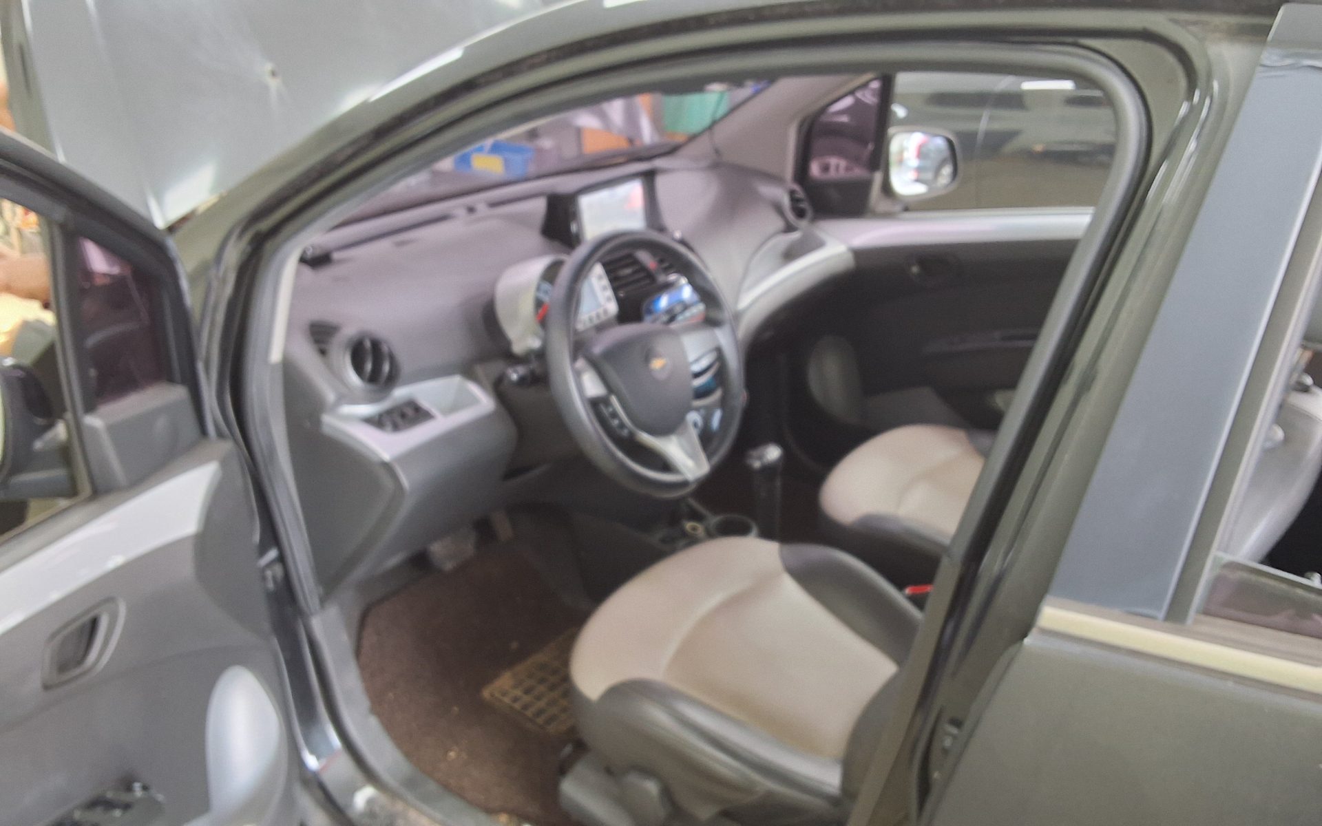 2012 - chevrolet spark