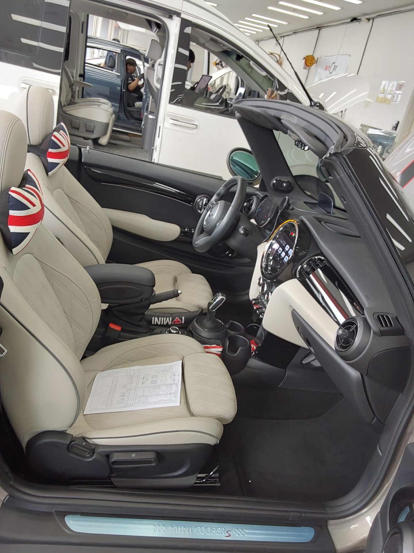 2023 - mini cooper