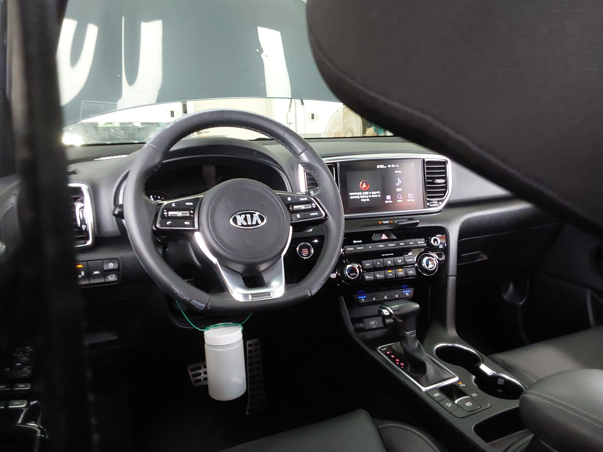 2022 - kia sportage