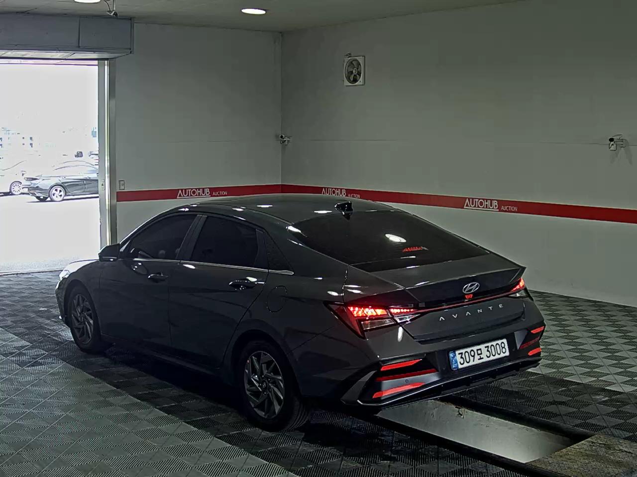 2025 - hyundai avante