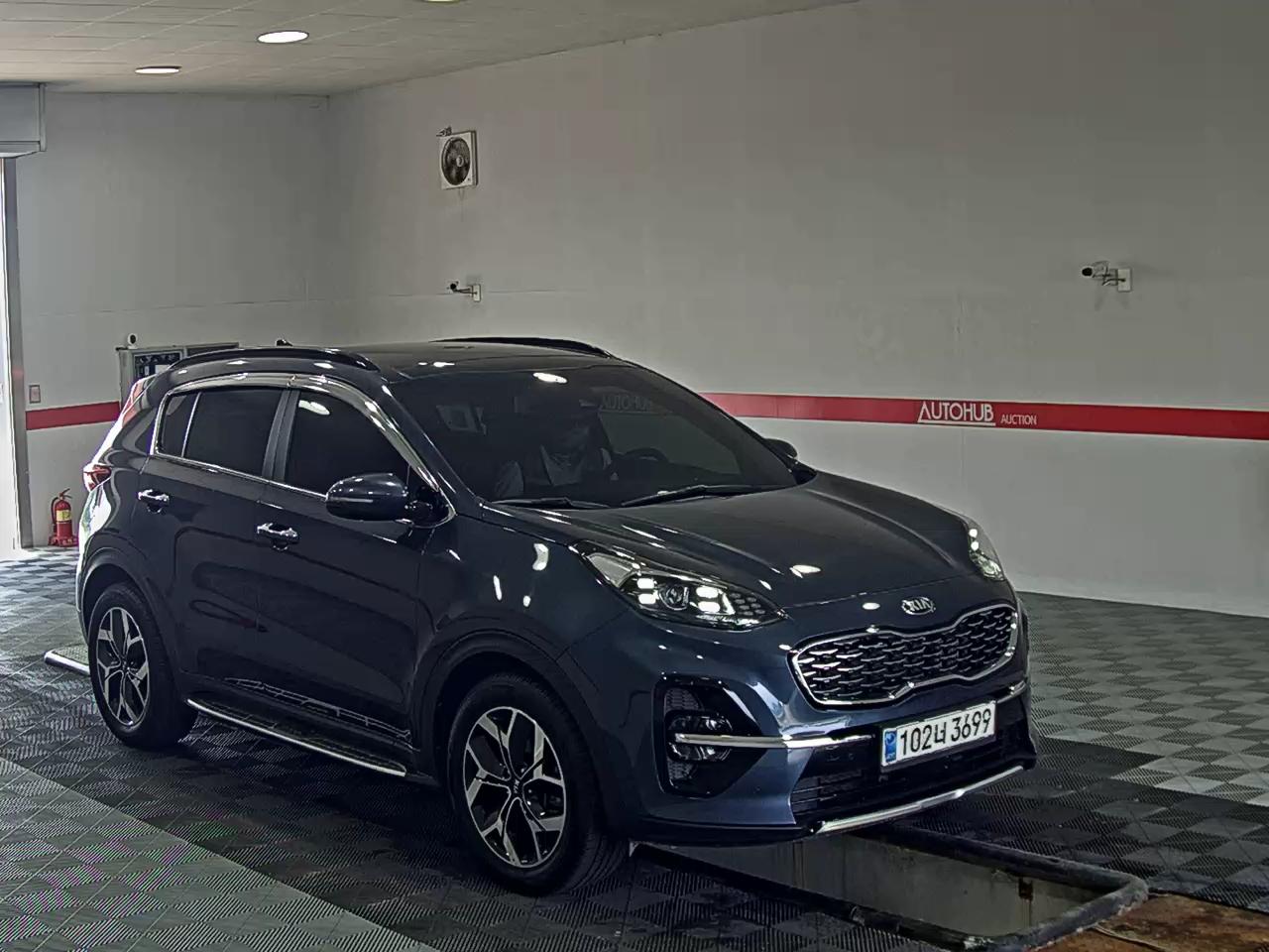 2022 - kia sportage