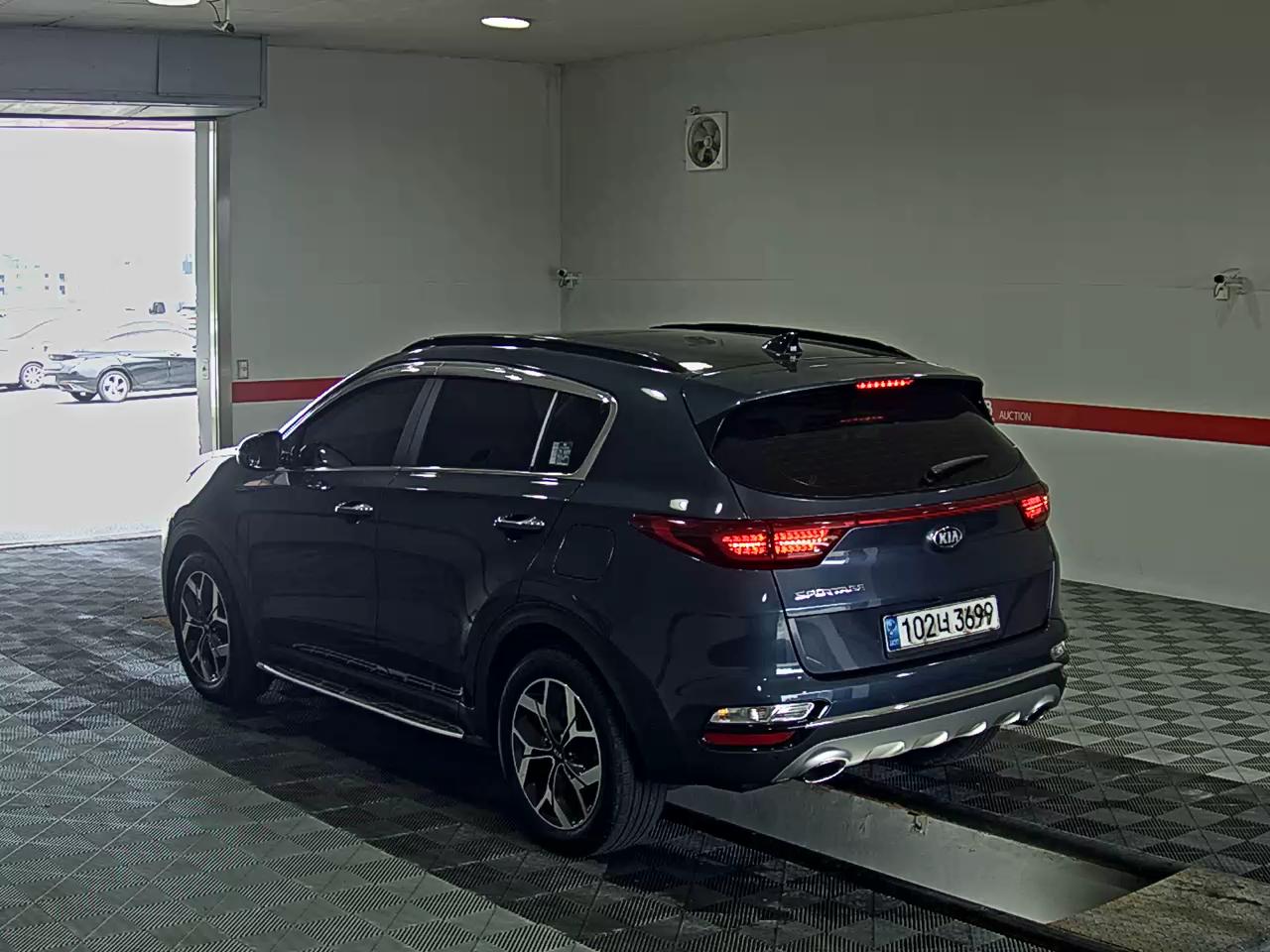 2022 - kia sportage