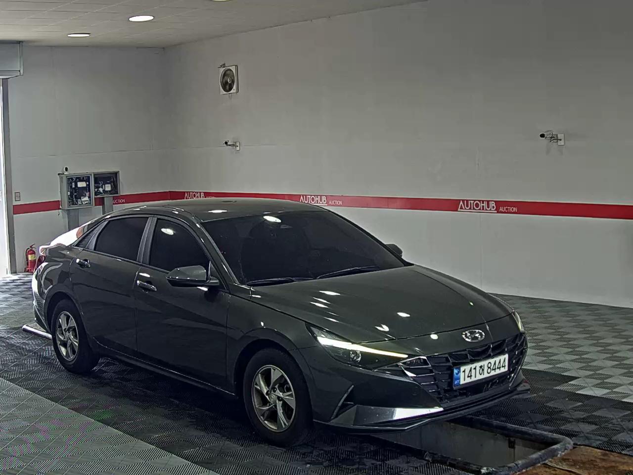 2022 - hyundai avante