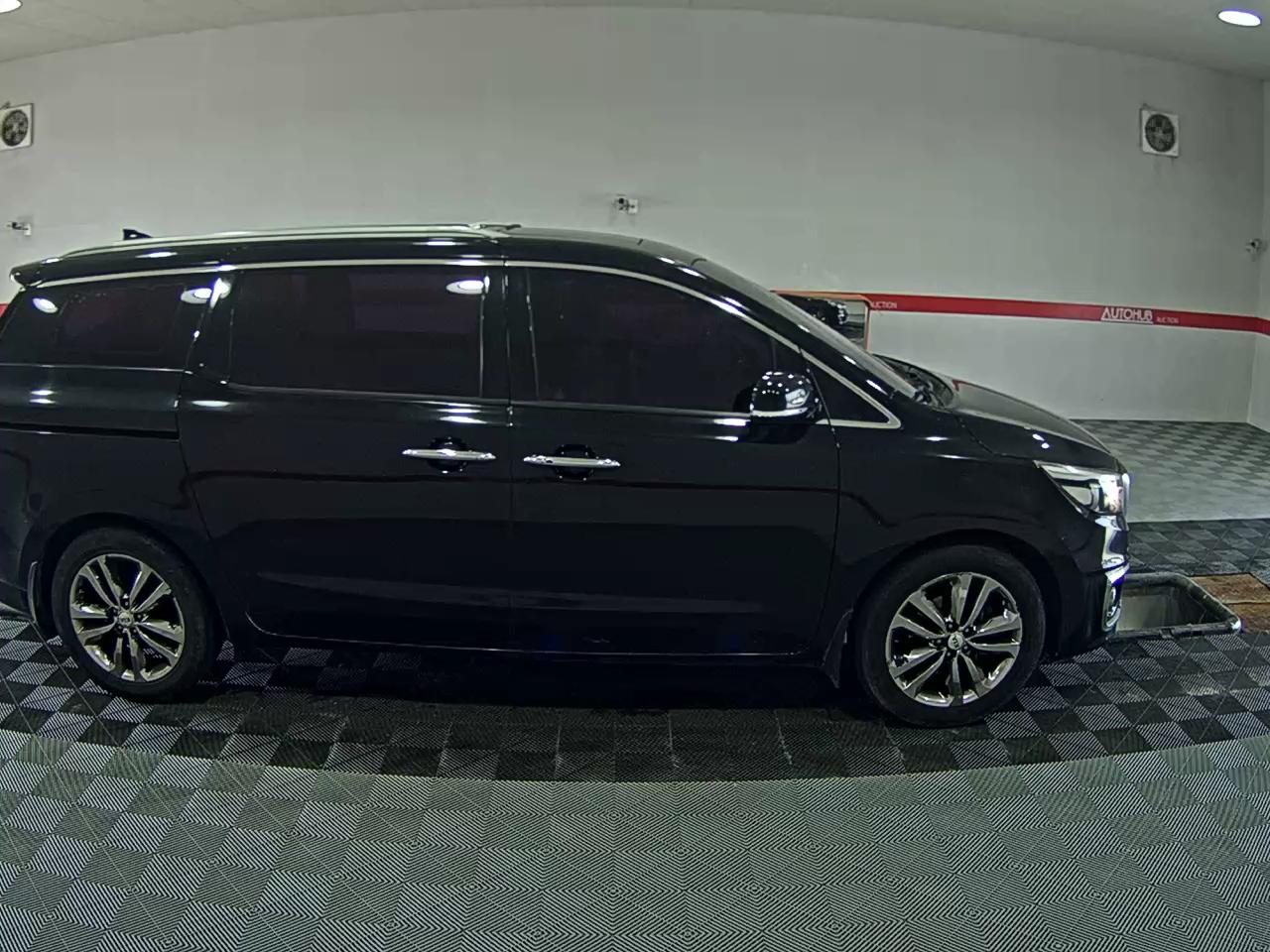 2016 - kia carnival
