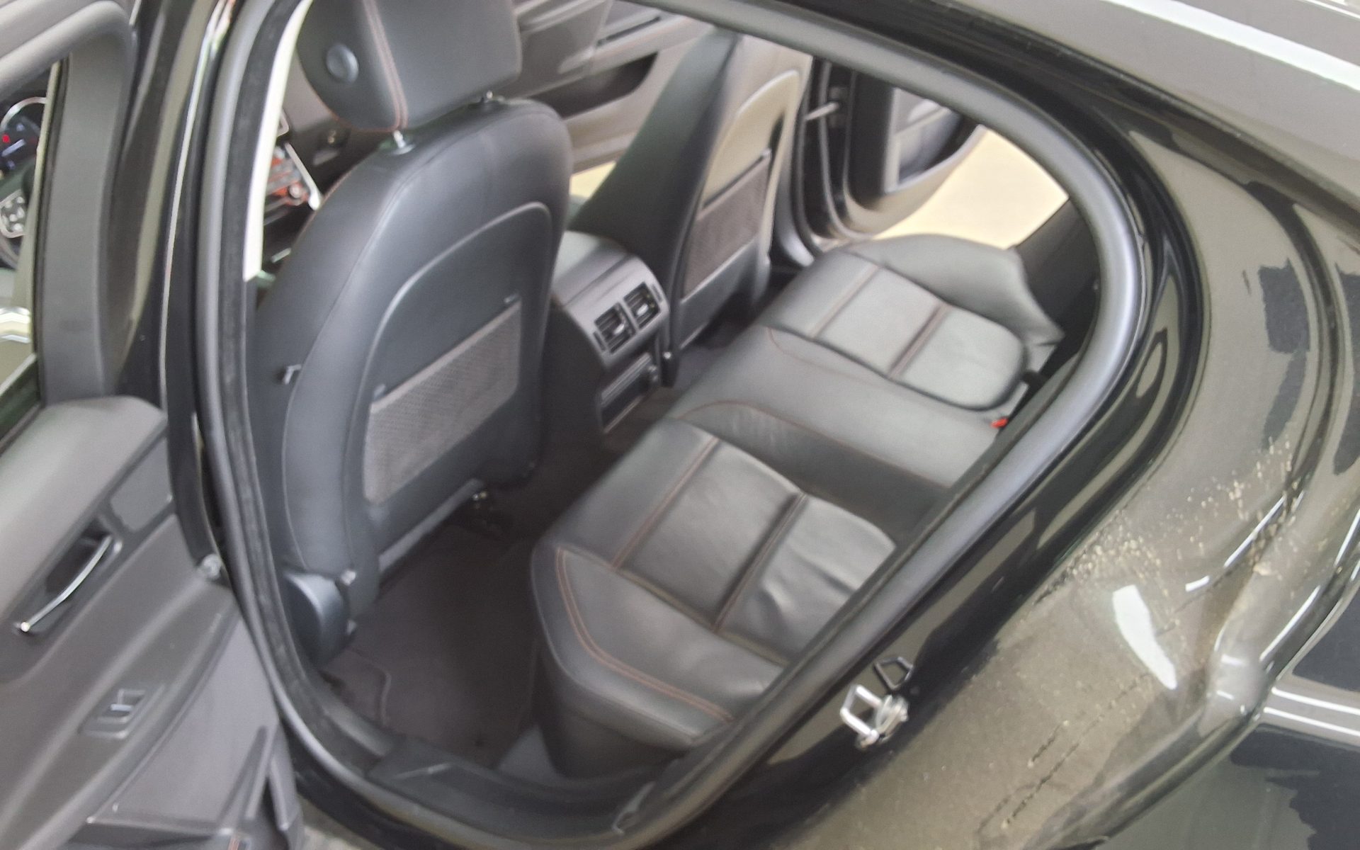 2016 - jaguar xe