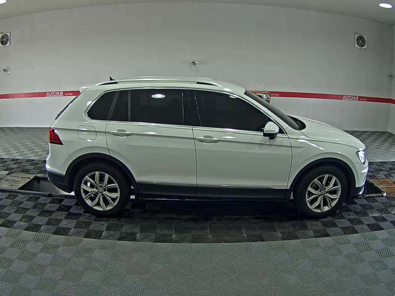 2020 - volkswagen tiguan