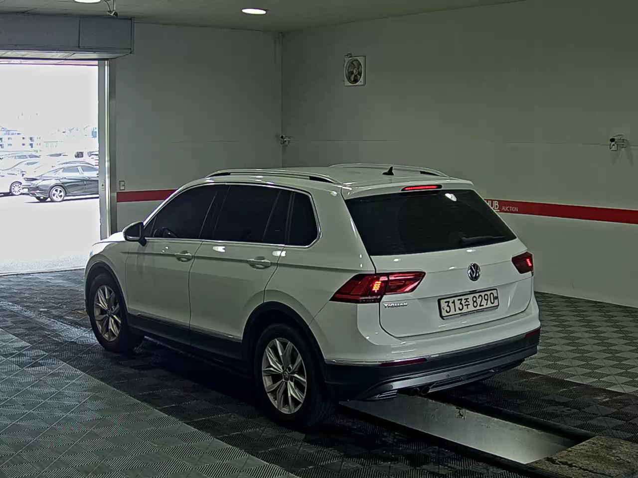 2020 - volkswagen tiguan