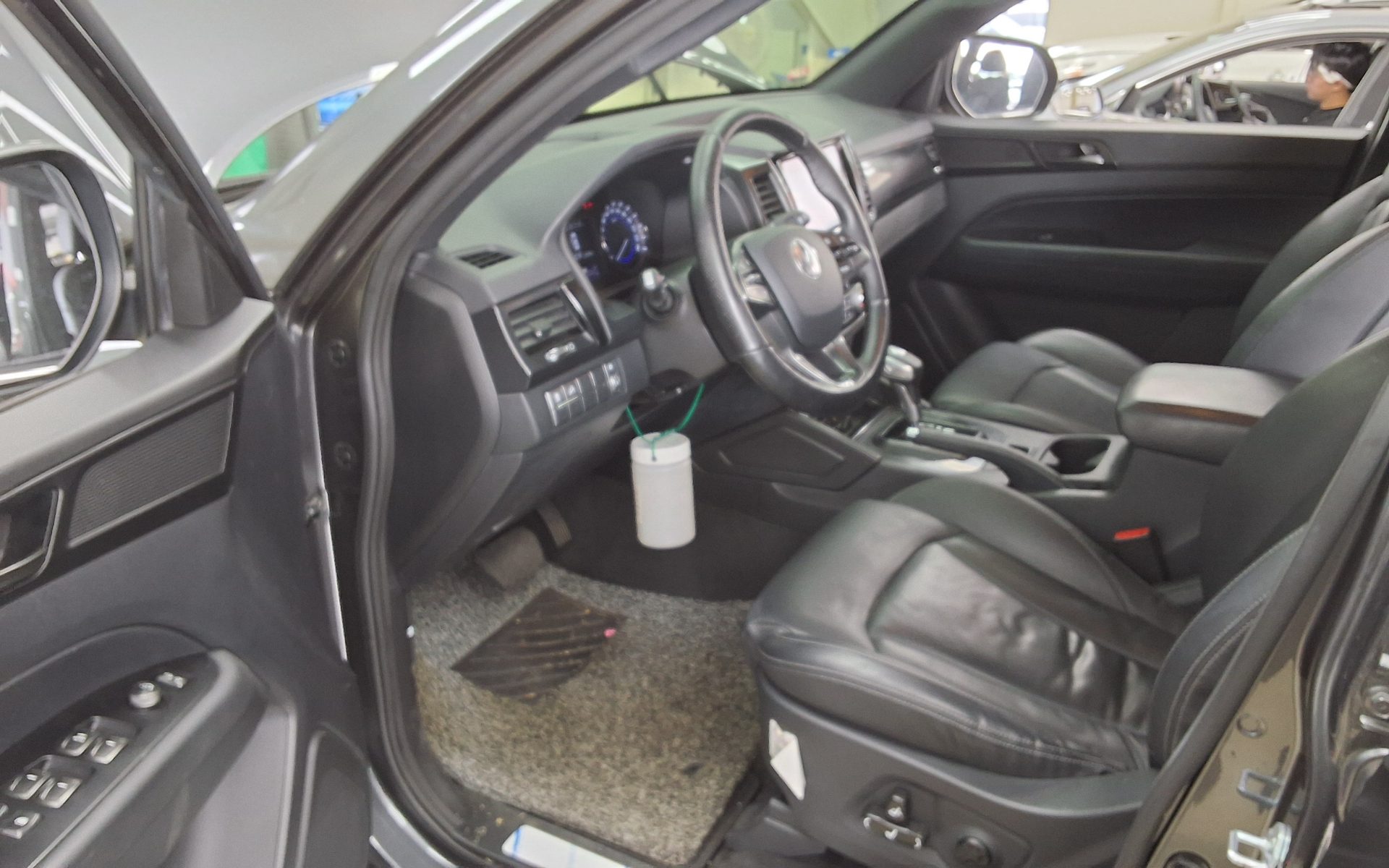 2021 - ssangyong rexton