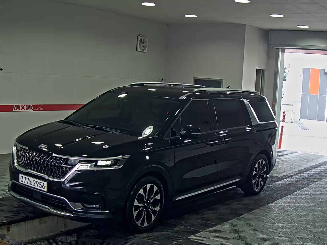 KIA CARNIVAL (KA4)