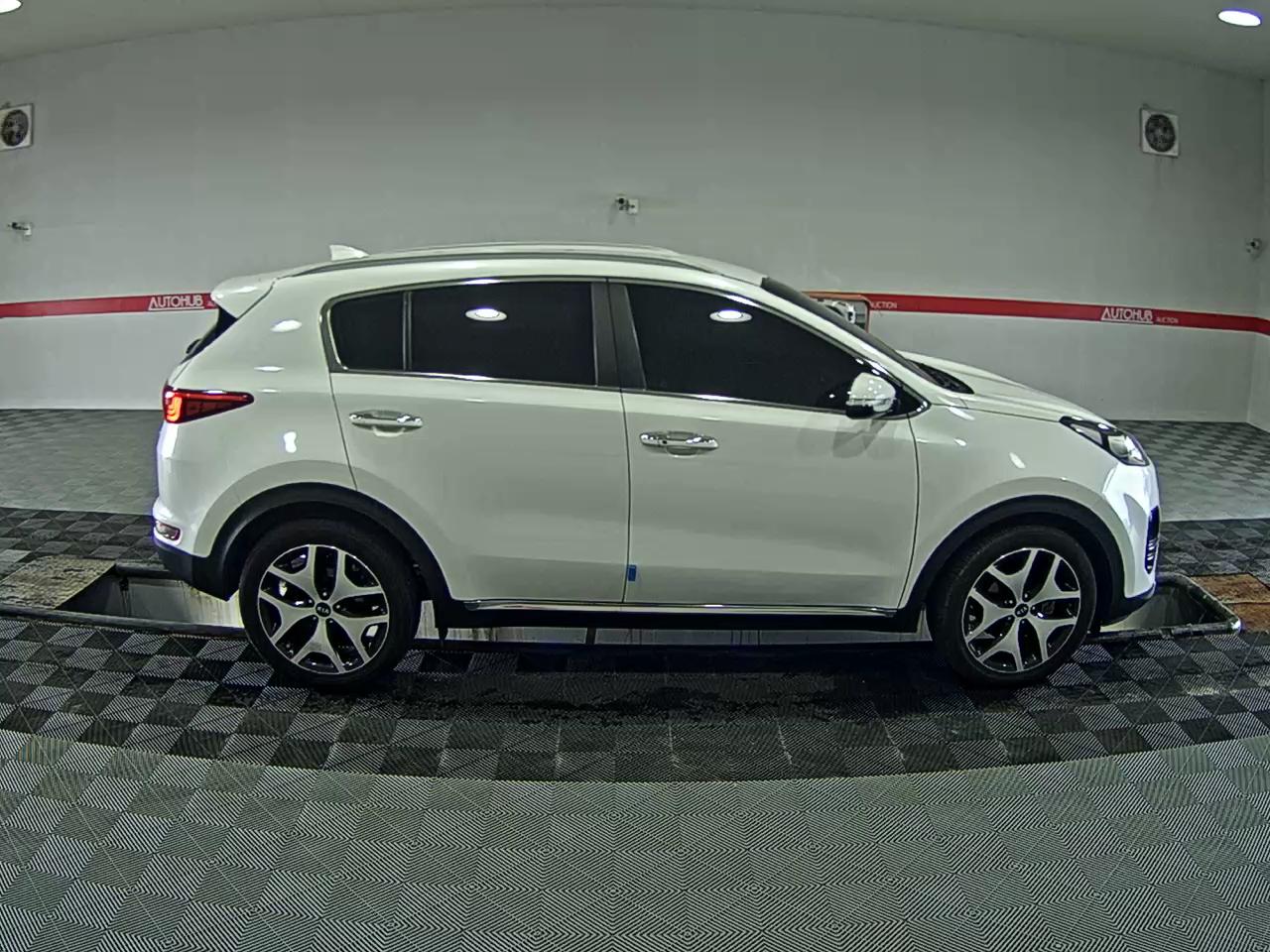 2016 - kia sportage