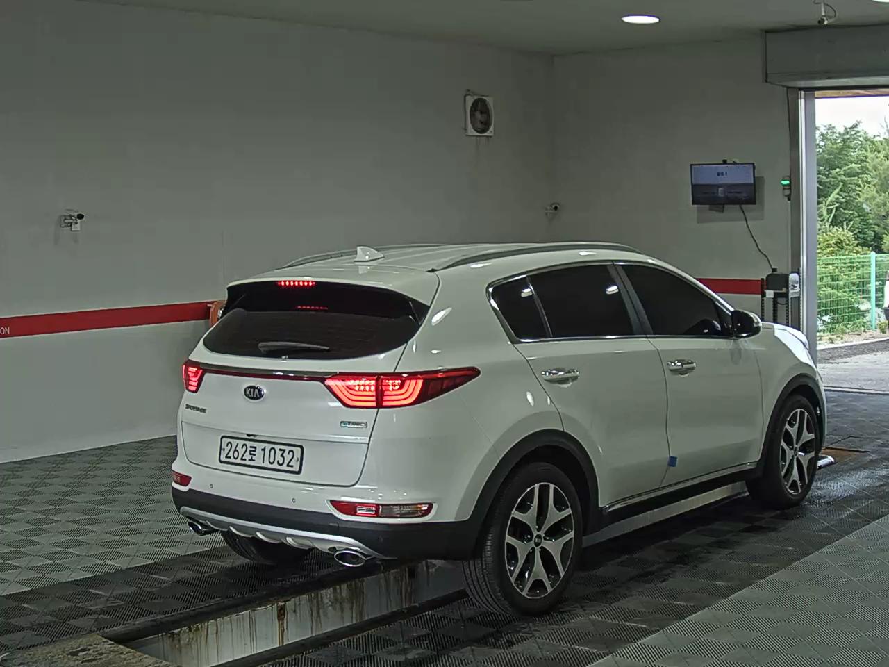 2016 - kia sportage
