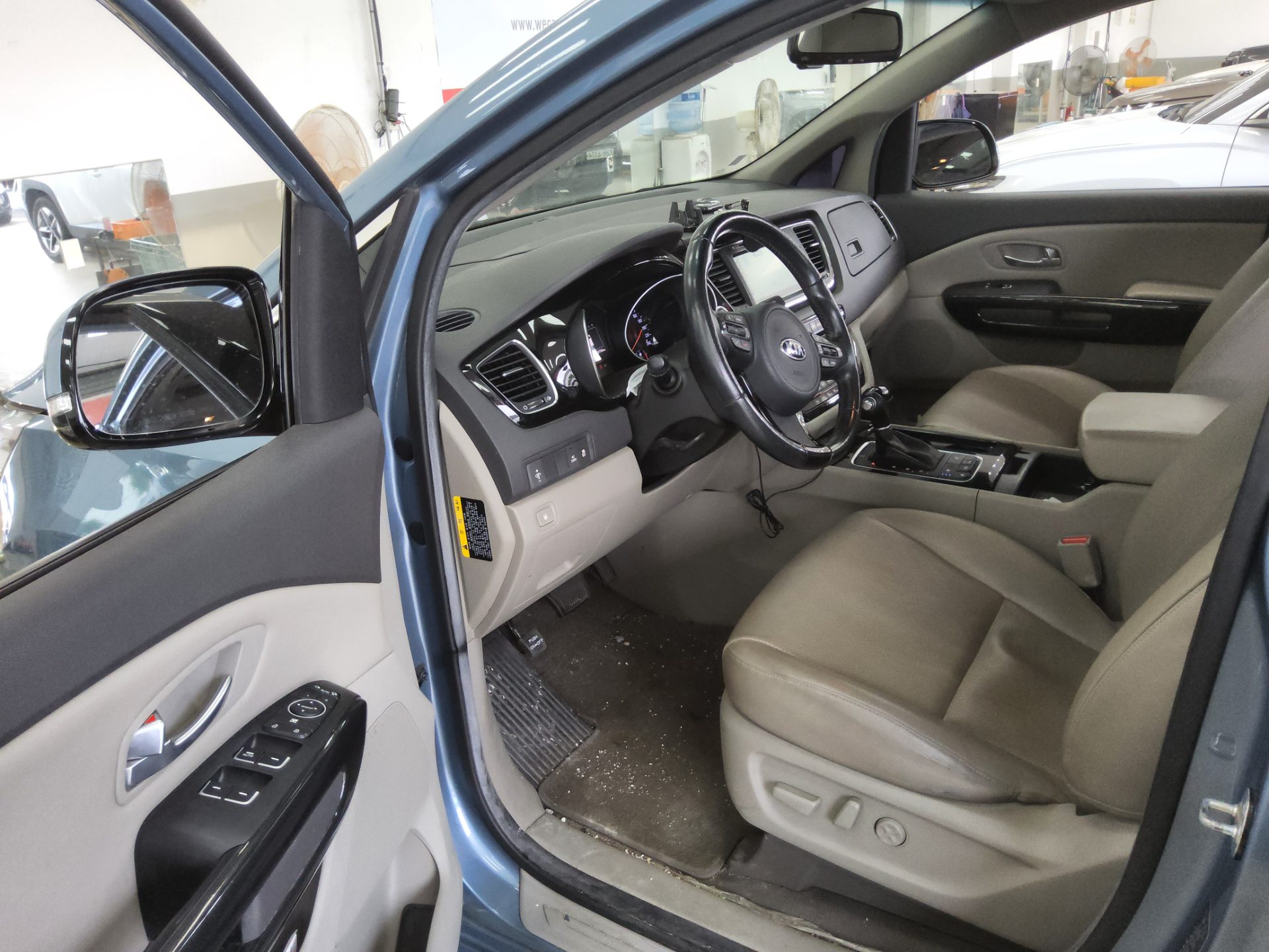 2015 - kia carnival