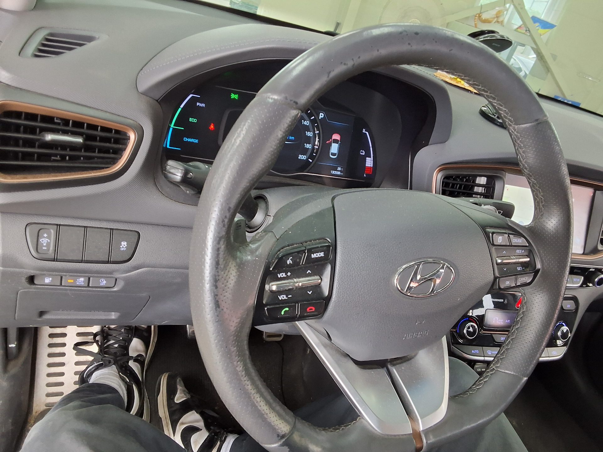 2019 - hyundai ioniq