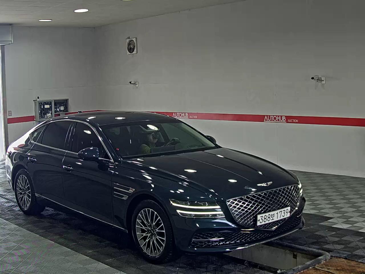 2022 - genesis g80