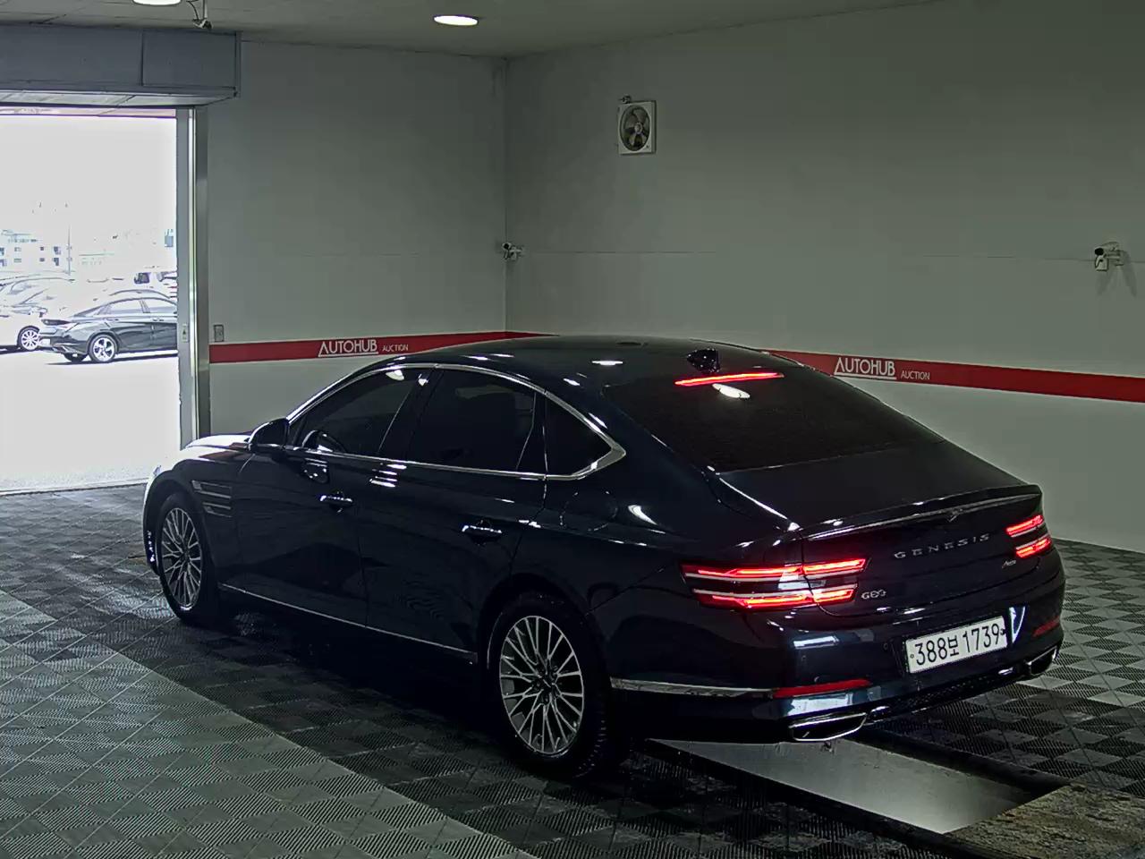2022 - genesis g80