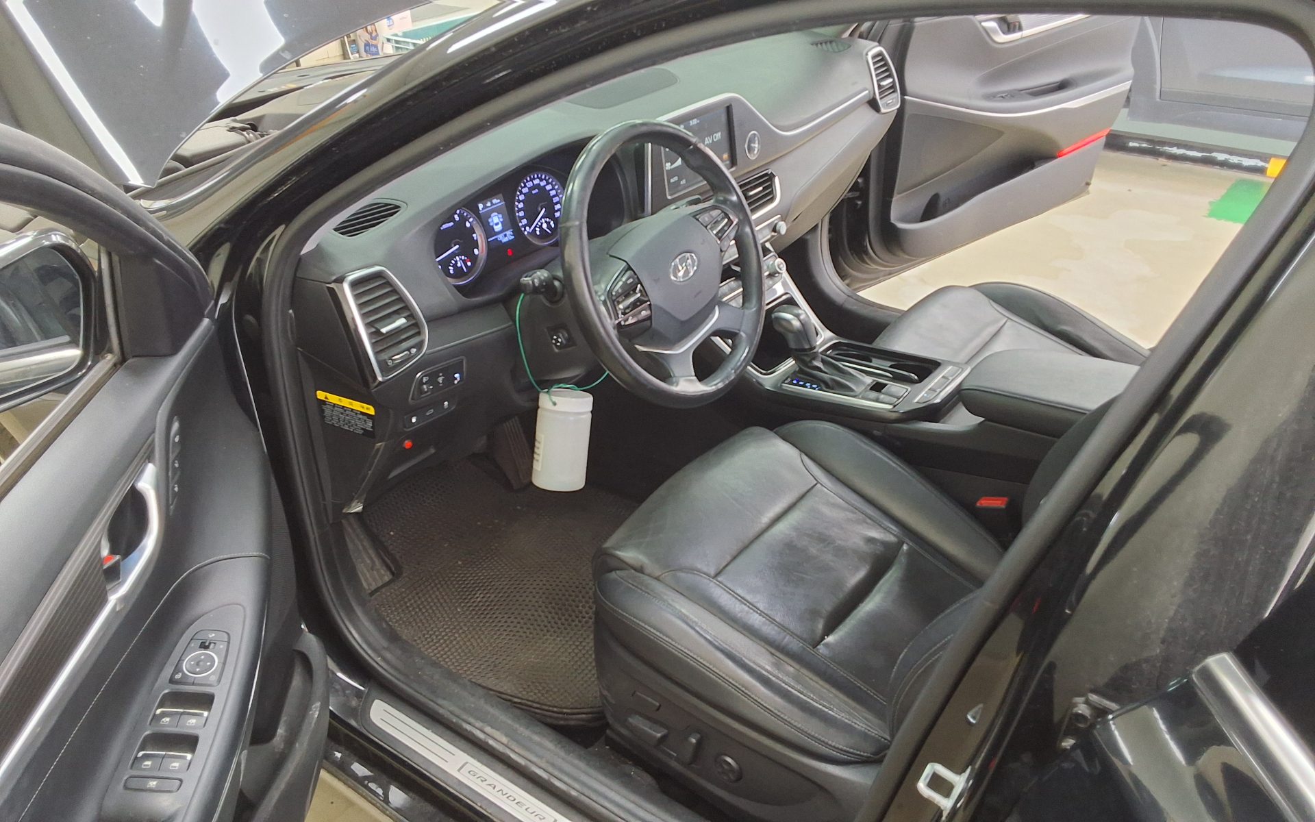 2017 - hyundai grandeur