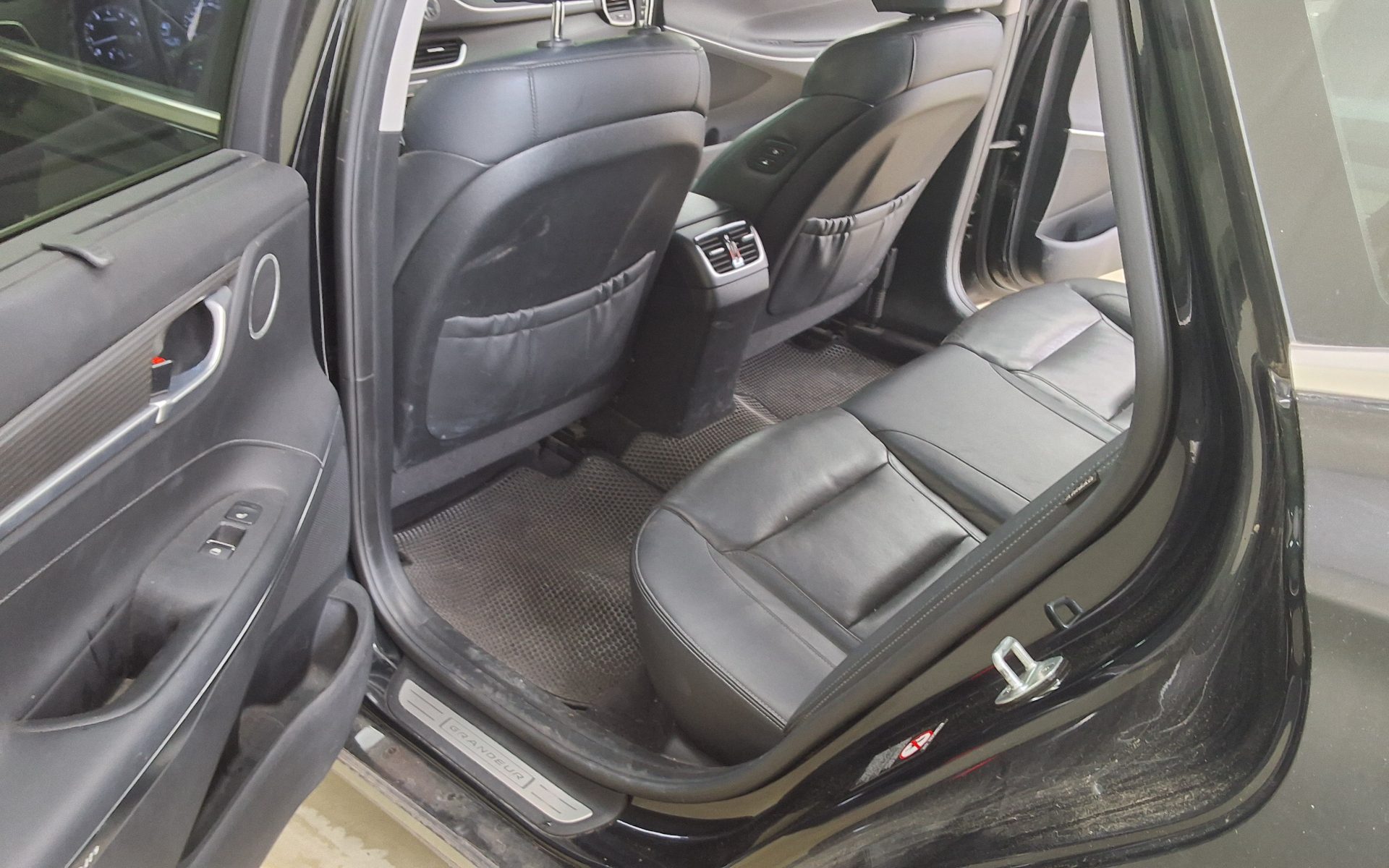 2017 - hyundai grandeur