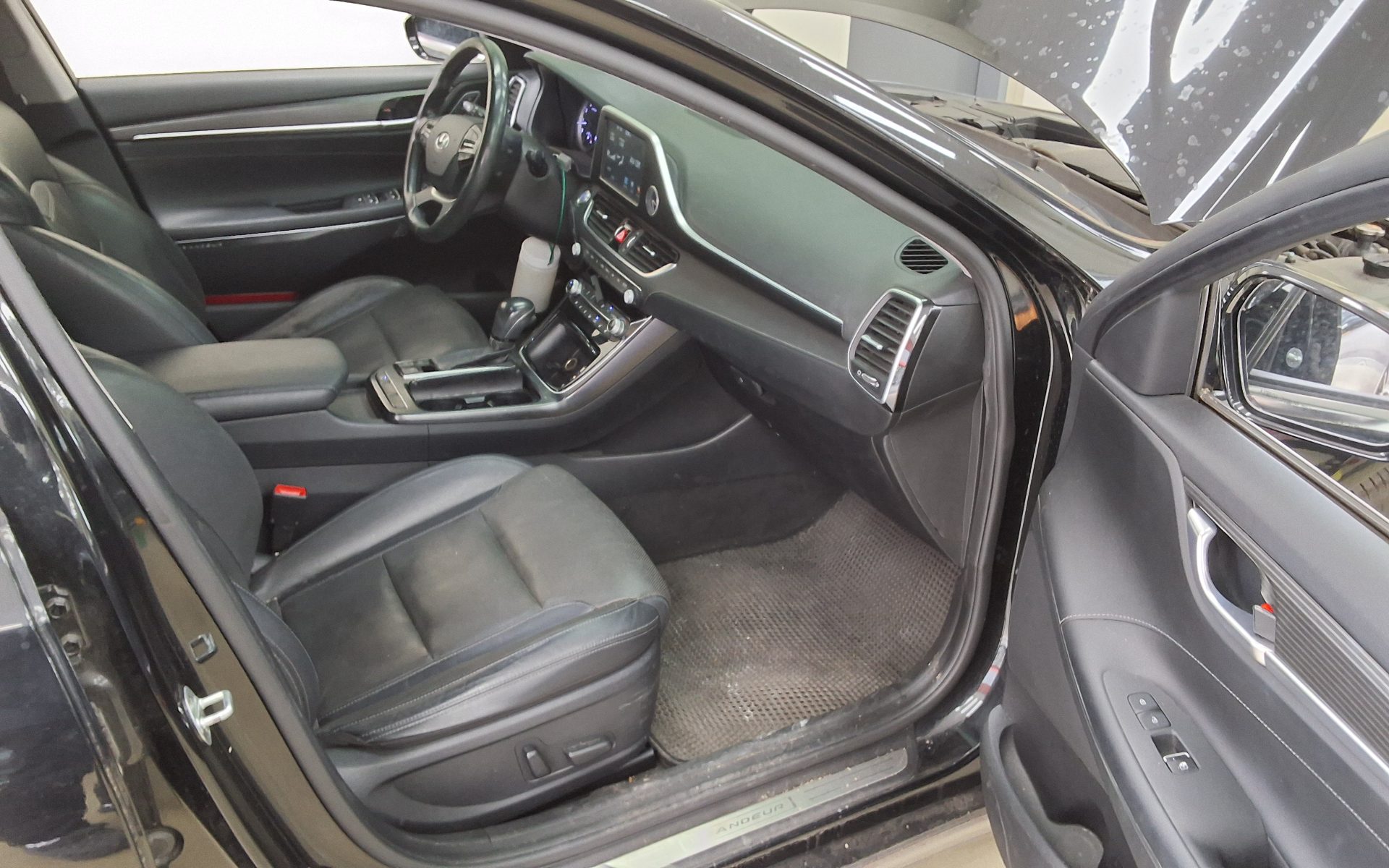 2017 - hyundai grandeur