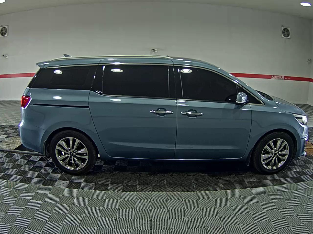 2015 - kia carnival