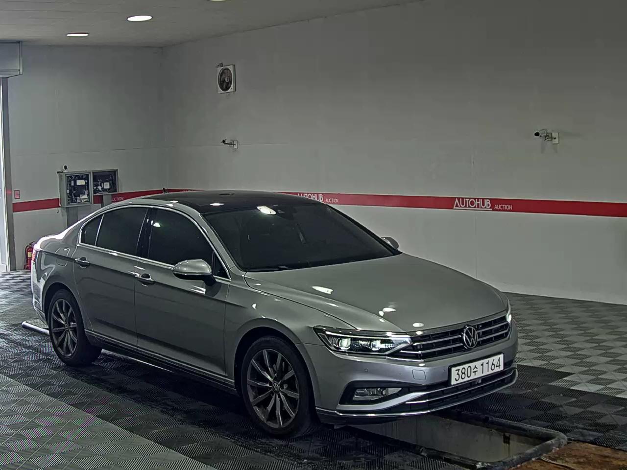 2022 - volkswagen passat