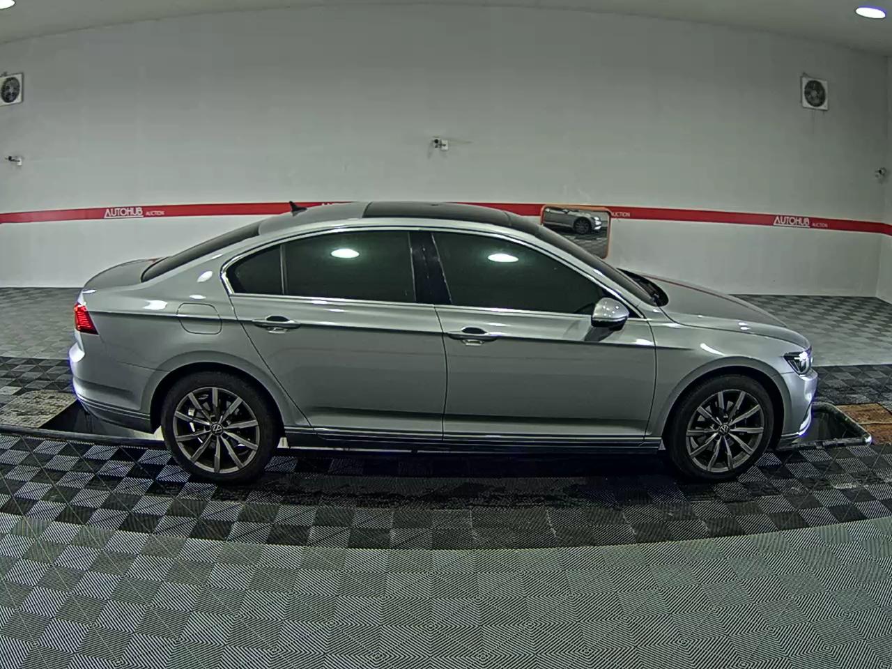 2022 - volkswagen passat